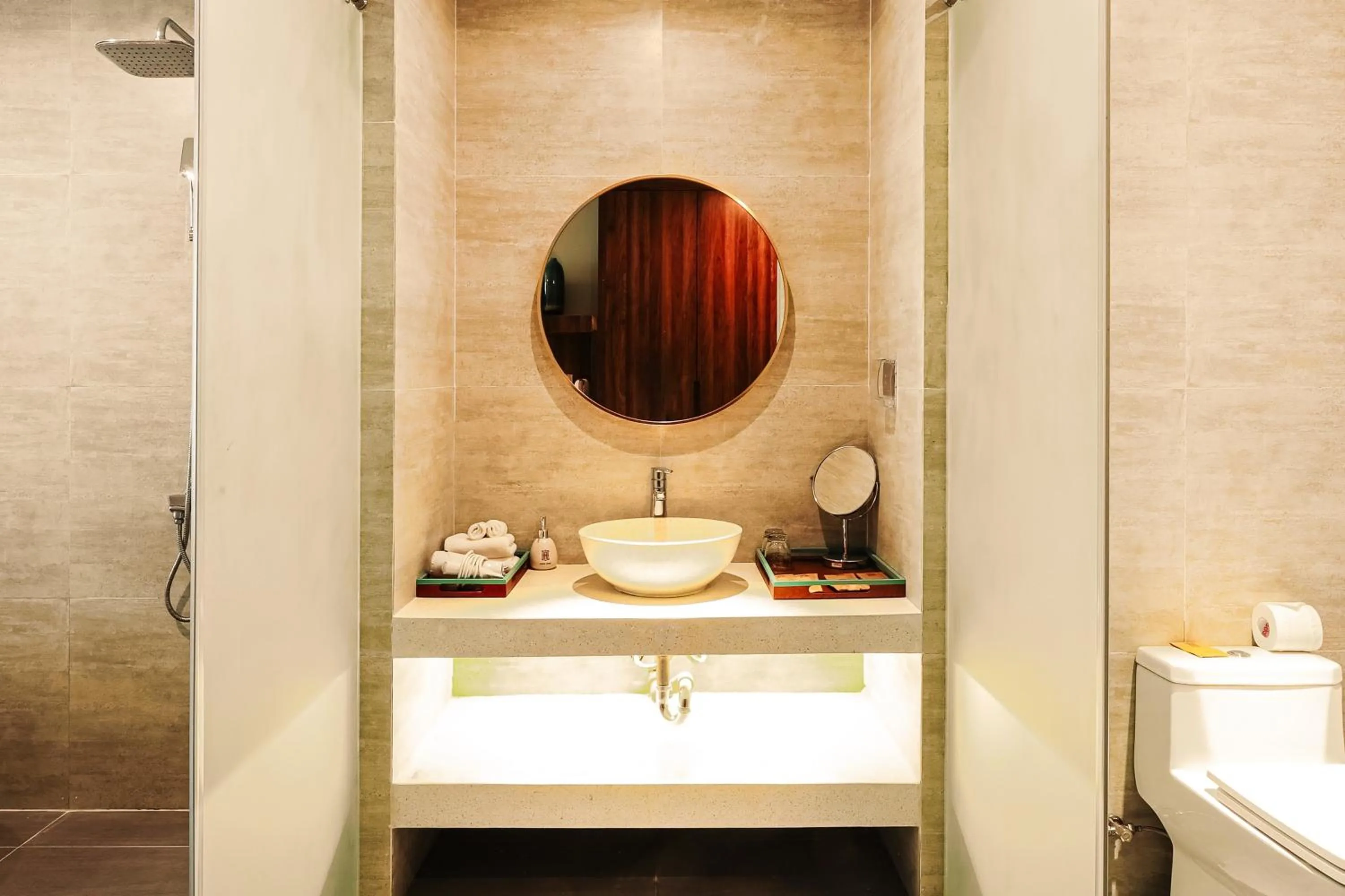 Toilet in Hoi An Memories Resort & Spa