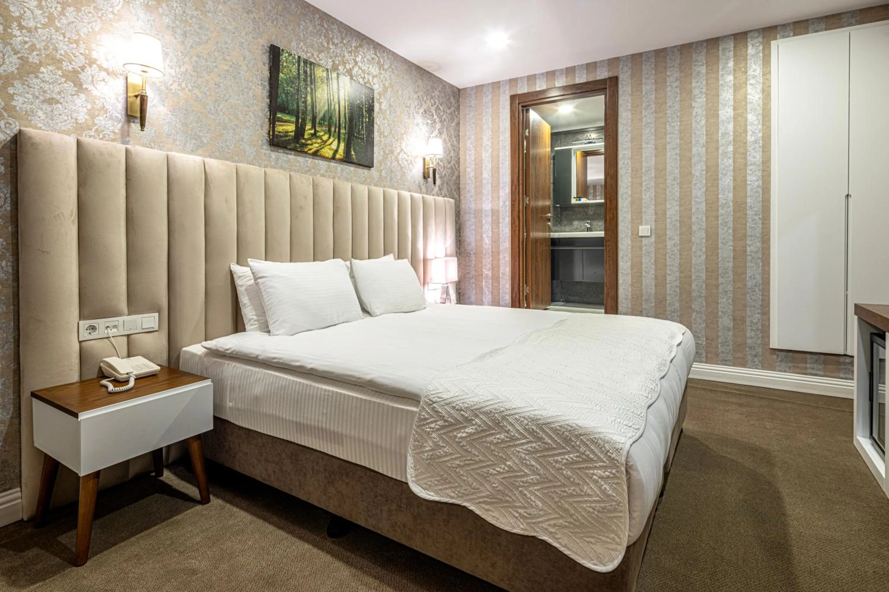 Photo of the whole room, Bed in Mr BEYAZ HOTEL