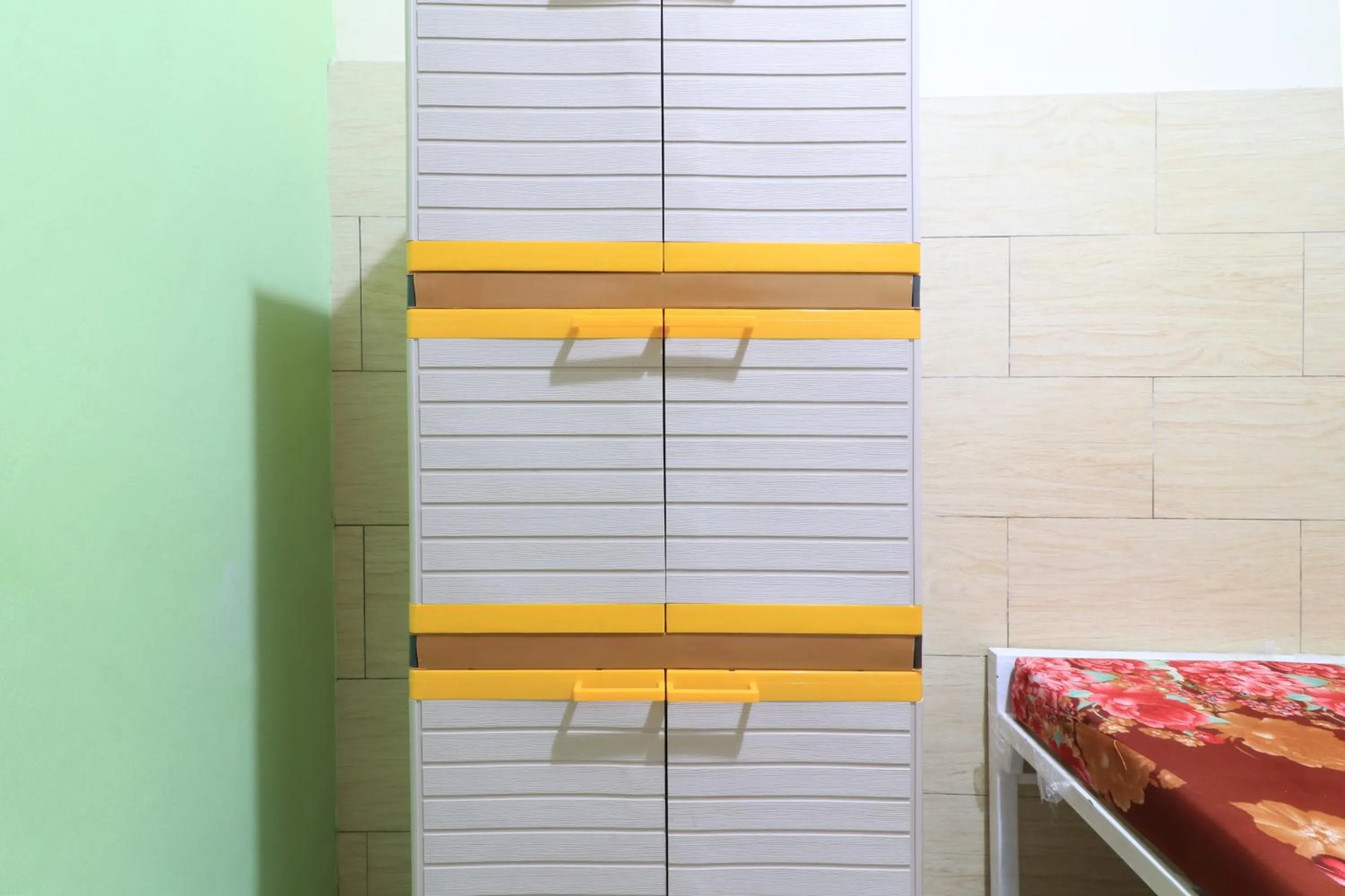 Bedroom in Eiffel Residence Batu Tulis 37 - Female Only