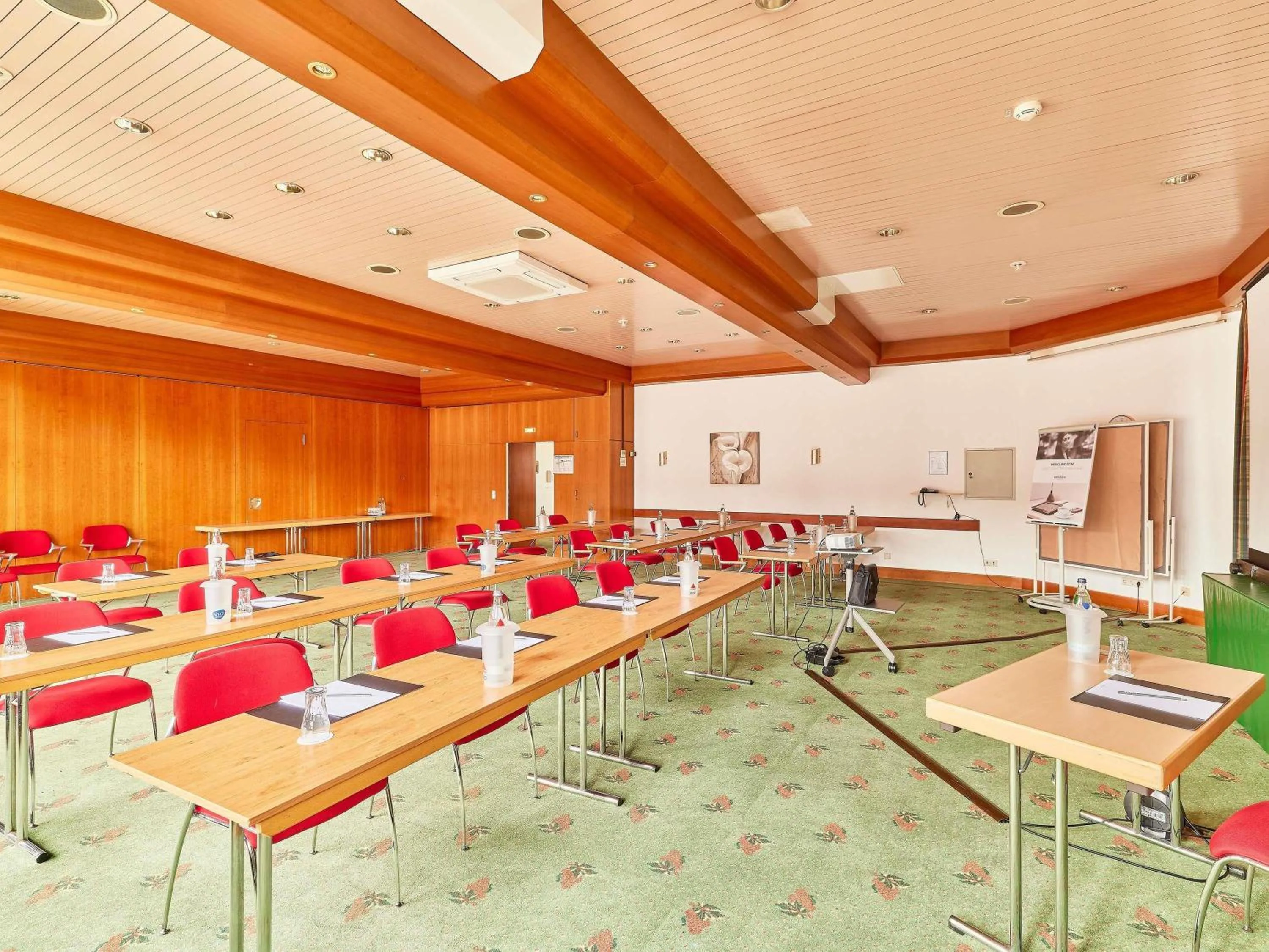 Meeting/conference room in Mercure Hotel Bad Duerkheim An Den Salinen