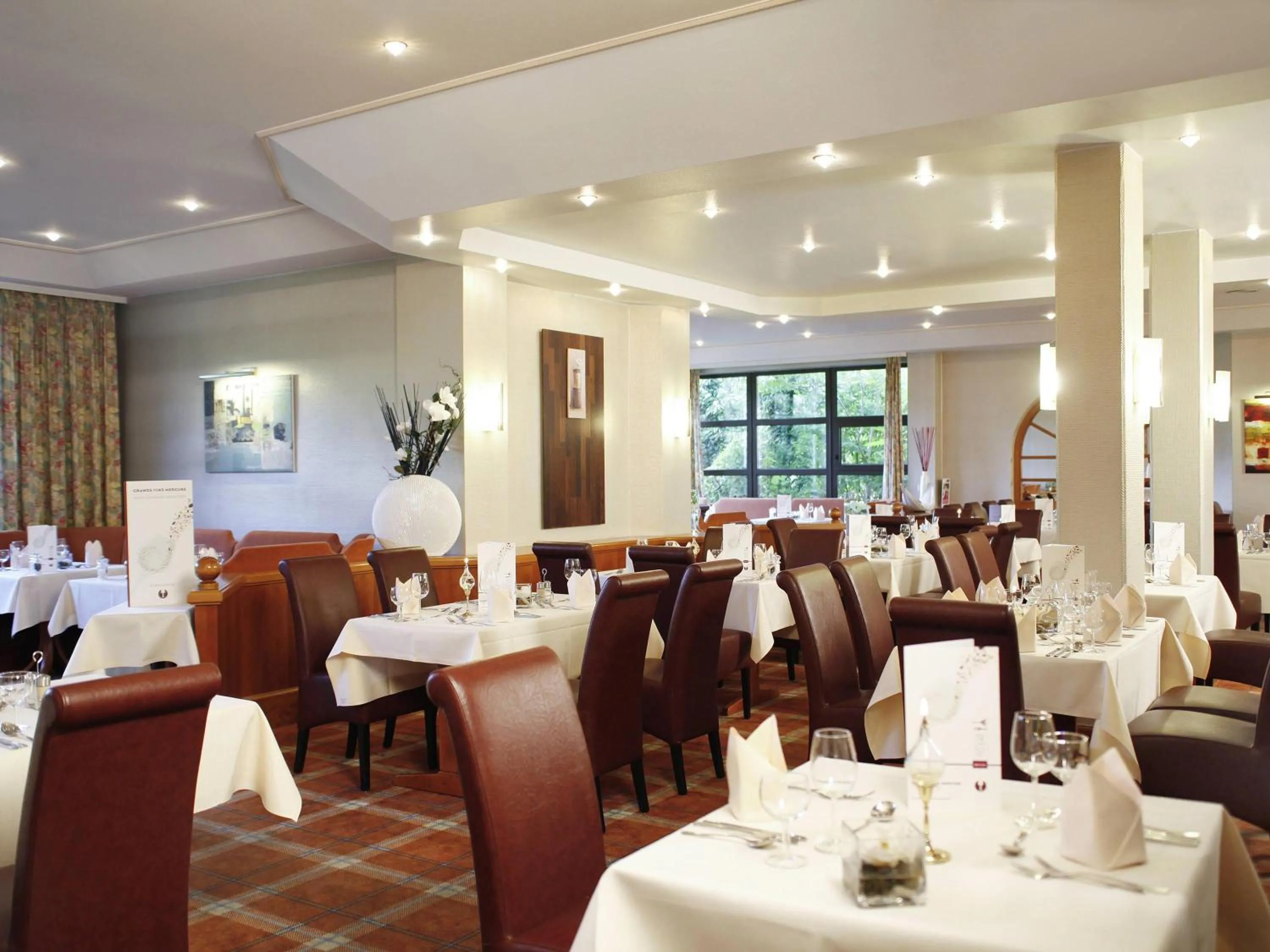 Restaurant/places to eat in Mercure Hotel Bad Duerkheim An Den Salinen