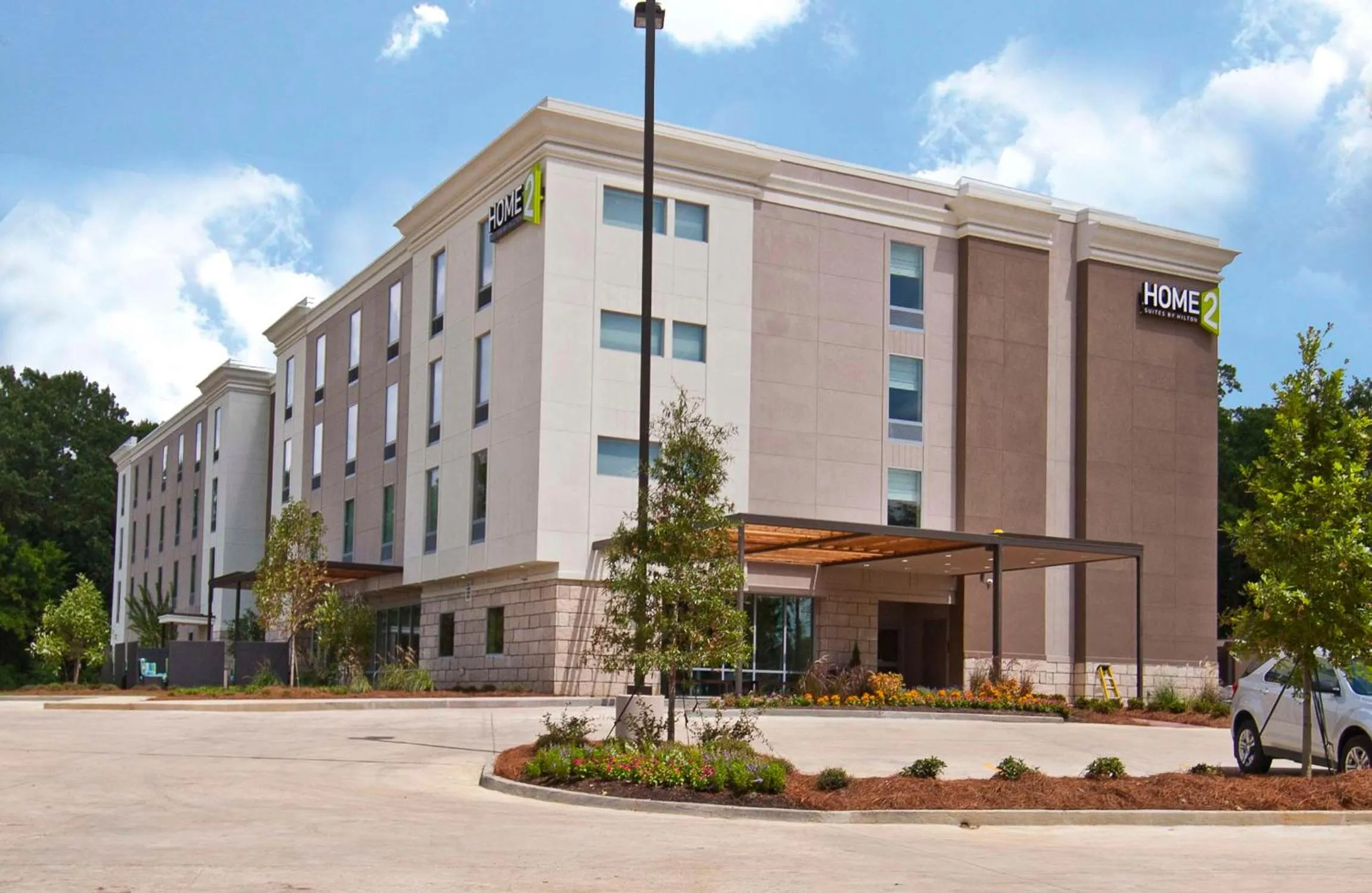 Property building in Home2 Suites by Hilton Ridgeland