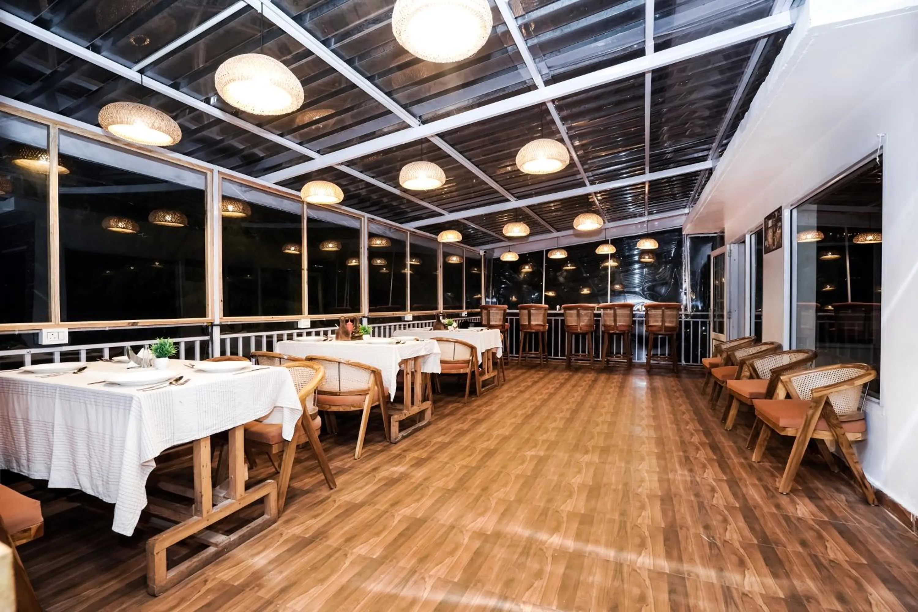 Restaurant/places to eat in The Bunksters Mcleodganj, Dharmkot