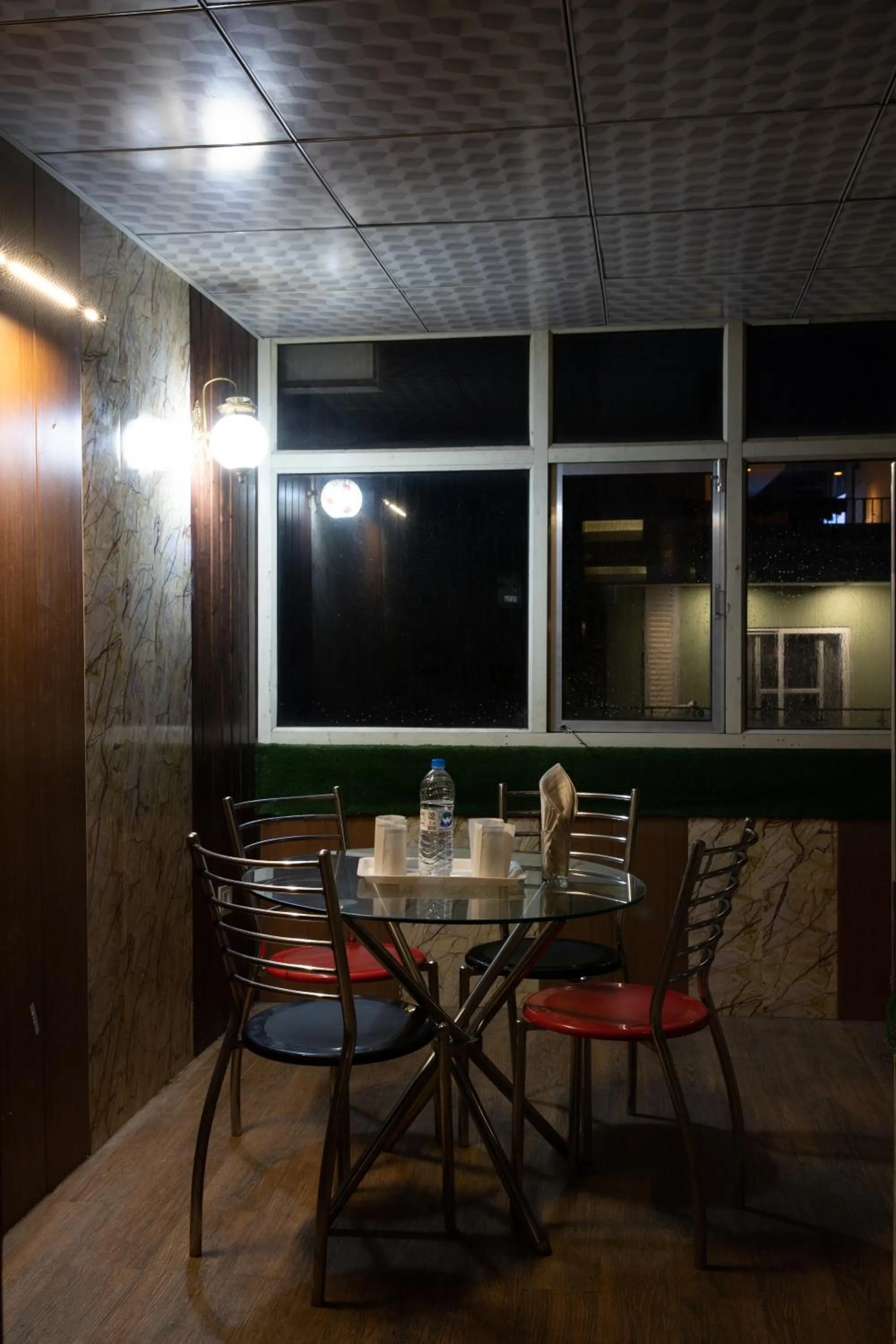 Property building in Home Stay Green View Doon