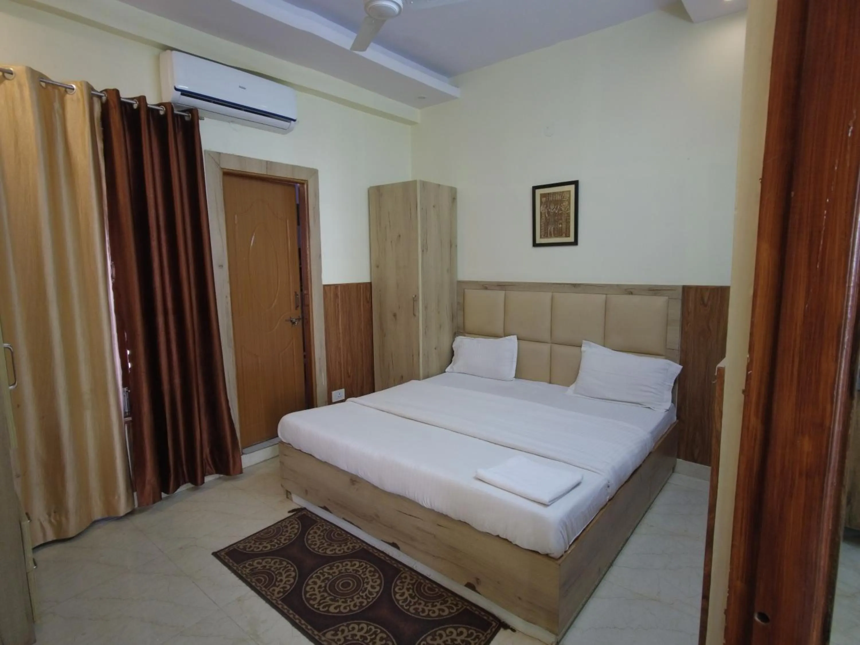 Bed in Home Stay Green View Doon