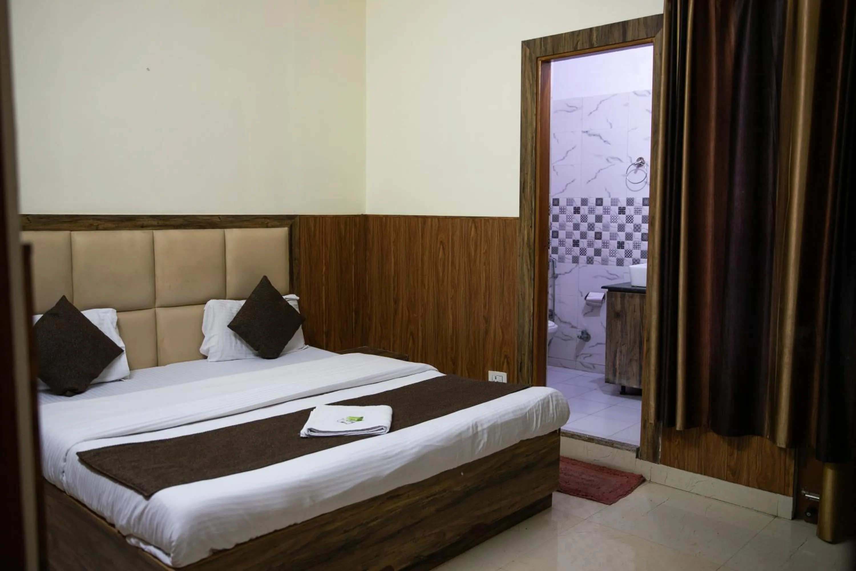 Bedroom, Bed in Home Stay Green View Doon