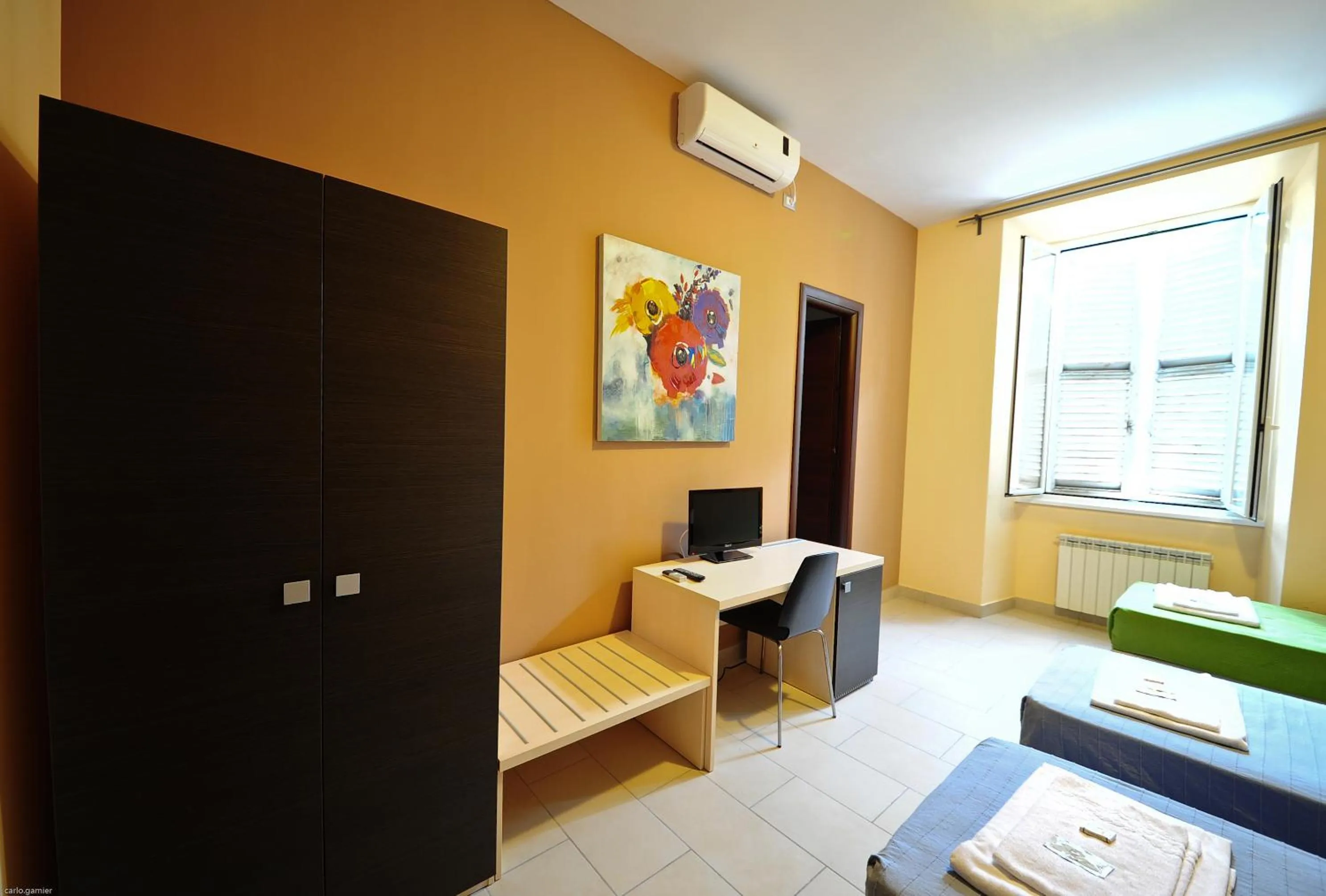 Photo of the whole room, Bed in Hotel Mosaic Central Rome