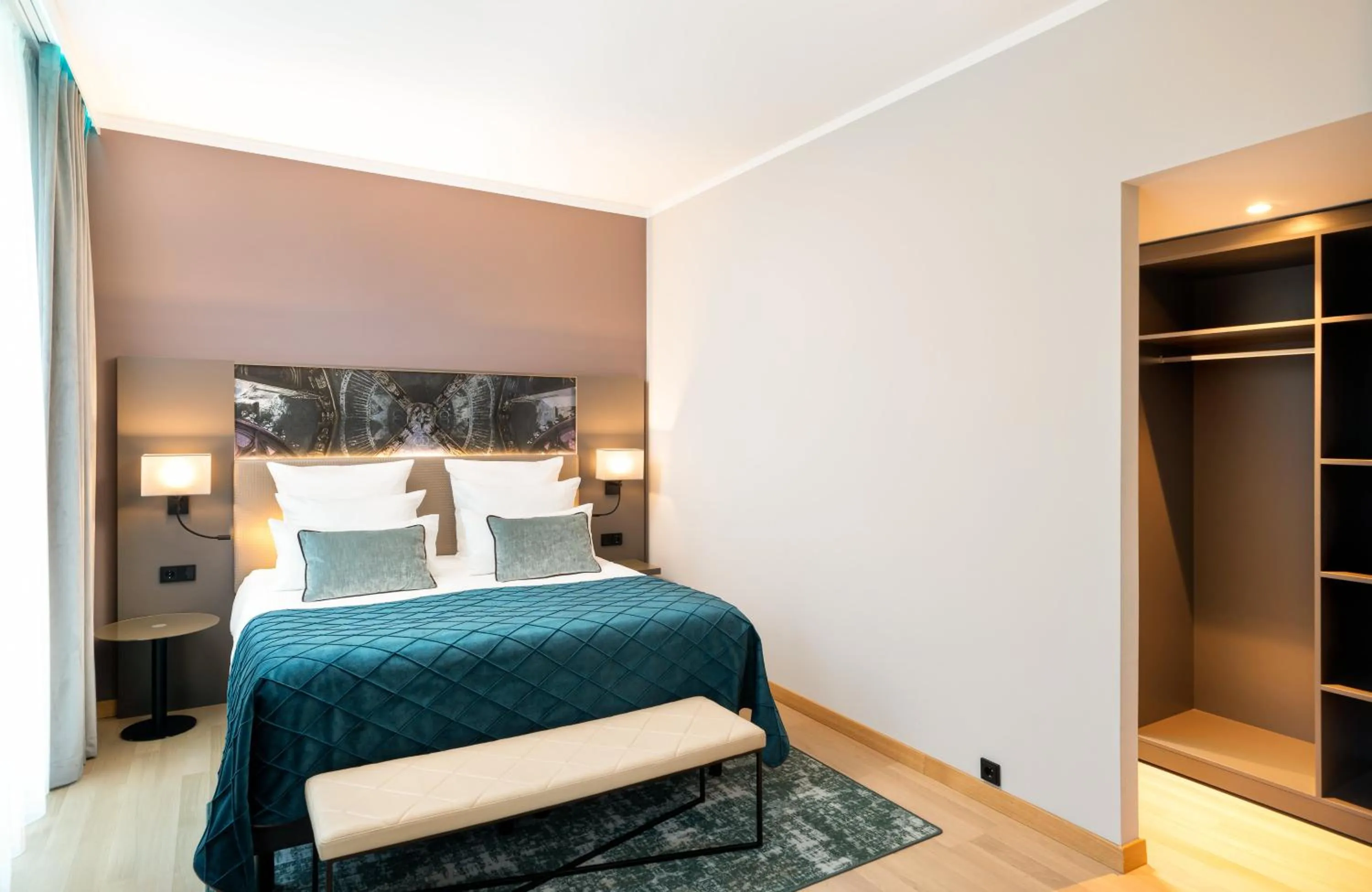 Photo of the whole room, Bed in Leonardo Royal Hotel Nürnberg