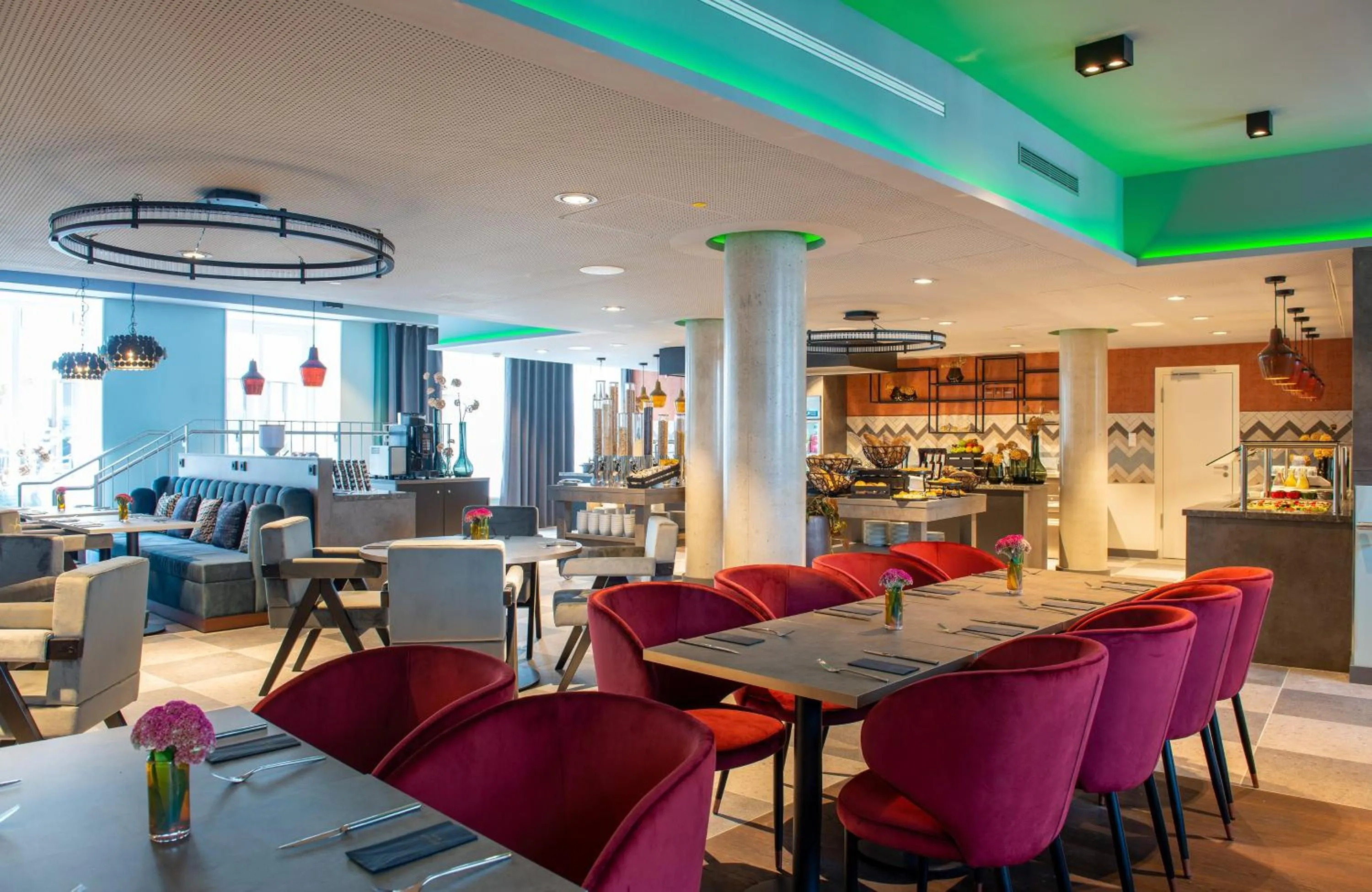 Breakfast in Leonardo Royal Hotel Nürnberg