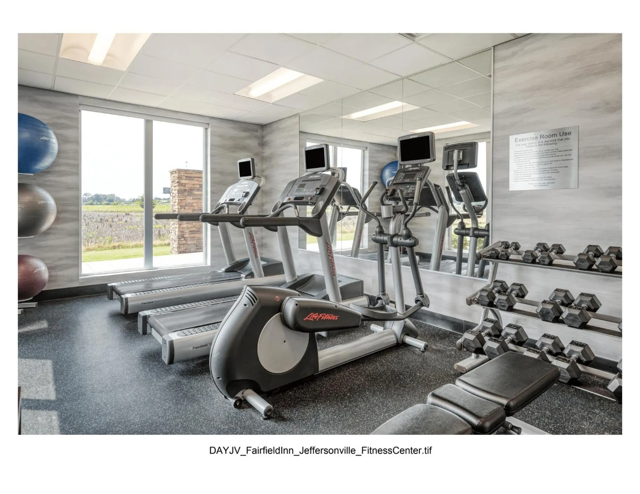 Fitness centre/facilities in Fairfield Inn & Suites by Marriott Jeffersonville I-71