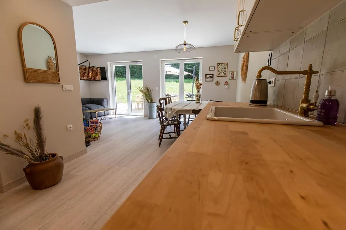 Kitchen or kitchenette in Gîte La Résilience, sur la piste de ski d'Autrans