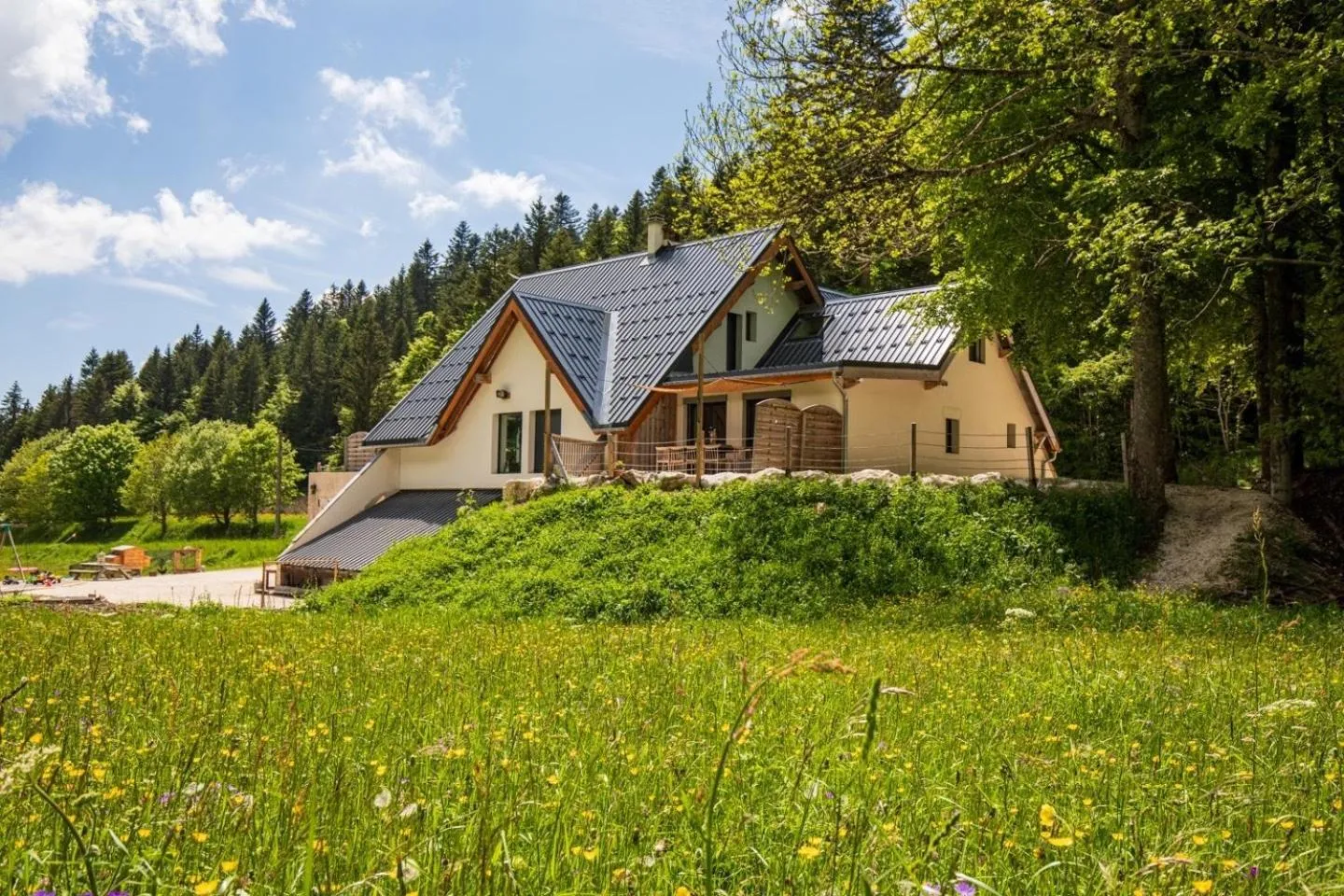 Property building in Gîte La Résilience, sur la piste de ski d'Autrans