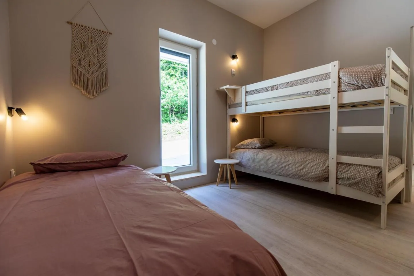 Bedroom, Bed in Gîte La Résilience, sur la piste de ski d'Autrans
