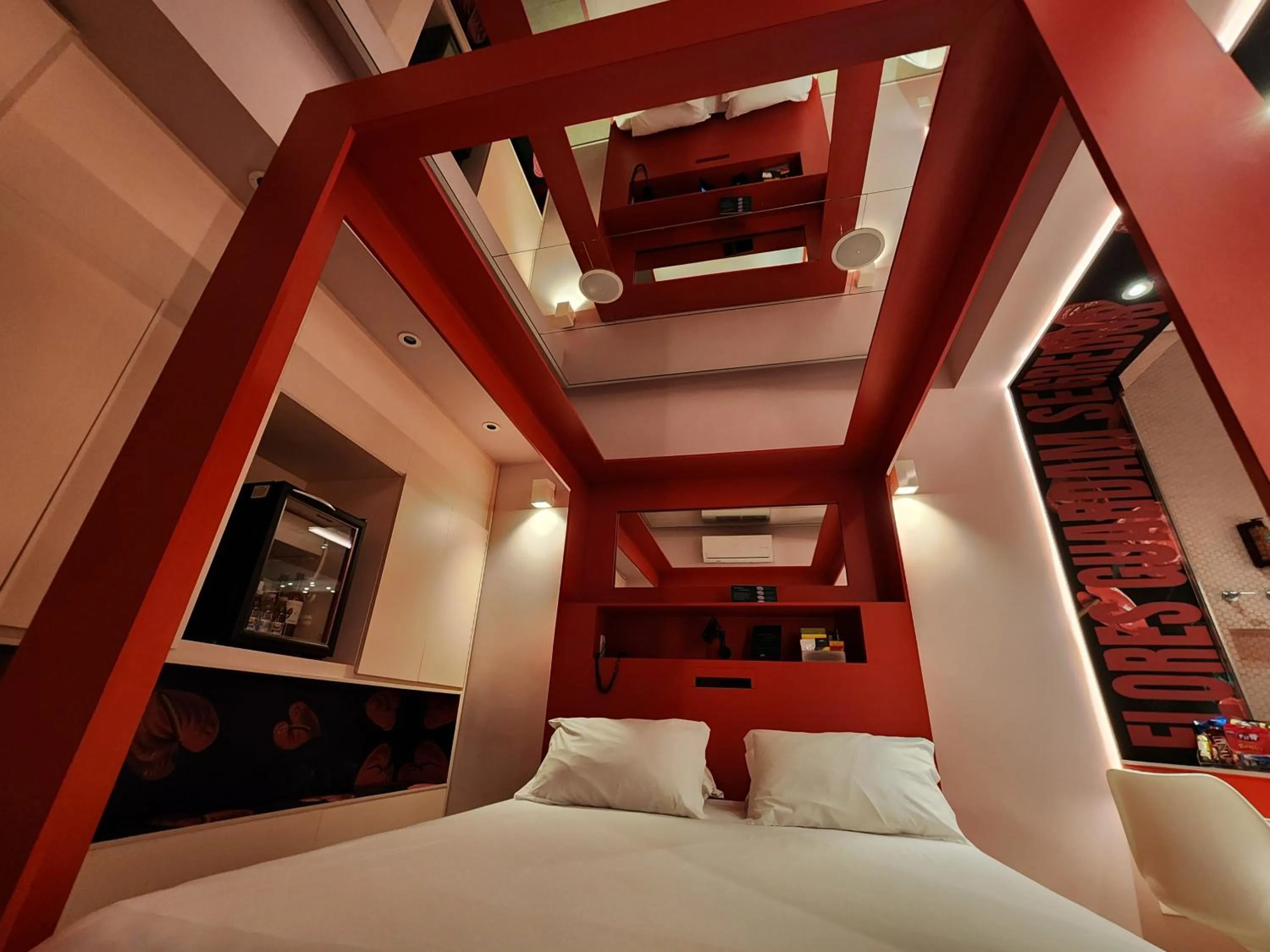 Bed in Lush Motel Ipiranga