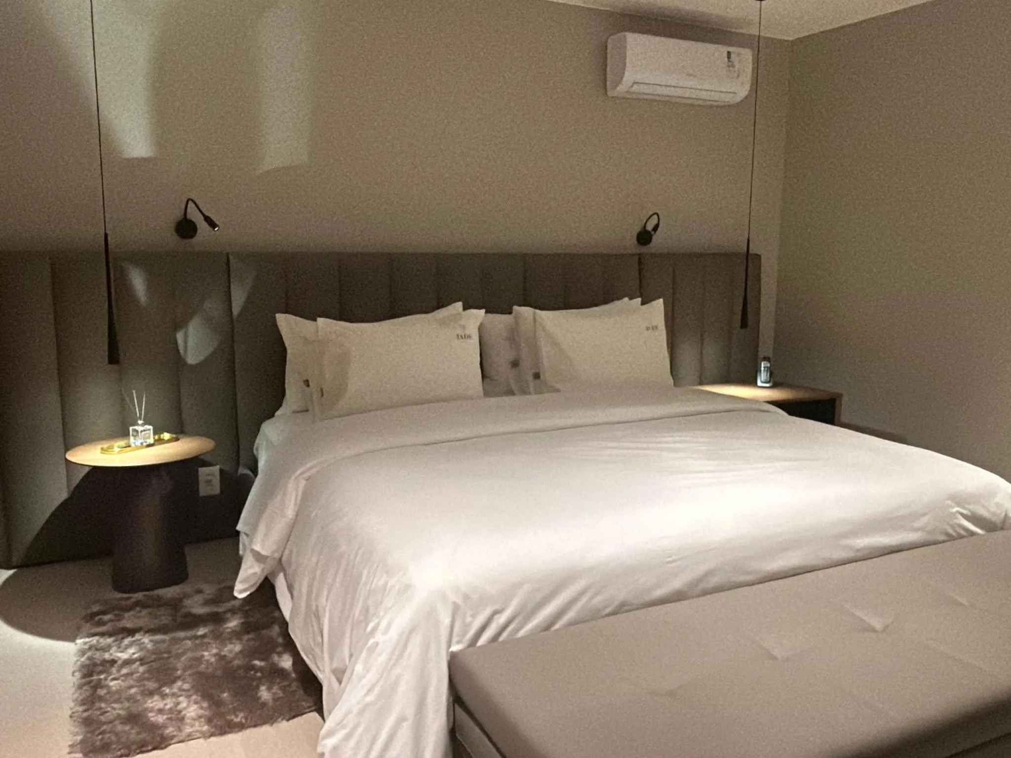 Bed in Jade Hotel Brasília