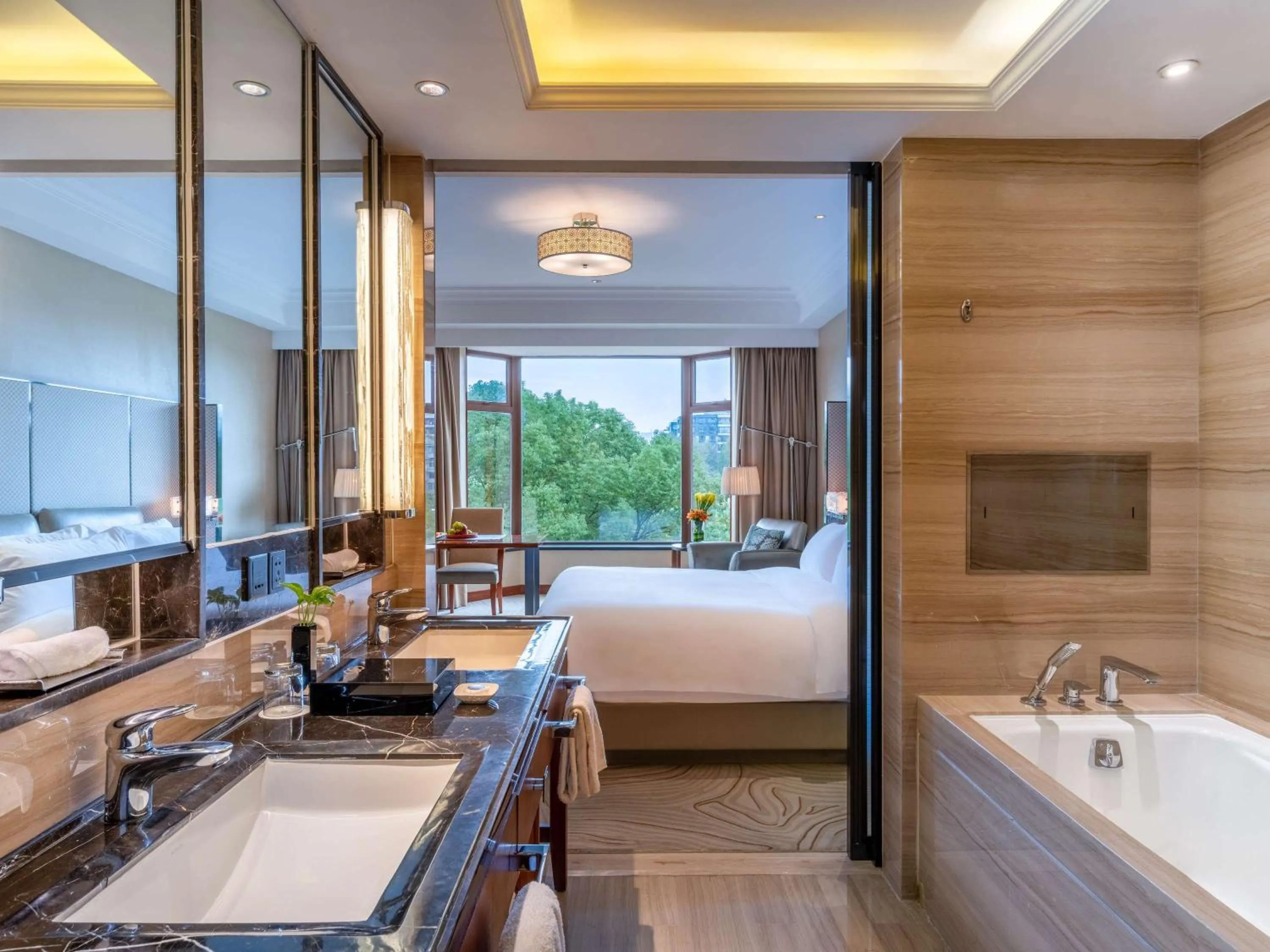 Bedroom, Bed in Sofitel Hangzhou Westlake - Few steps to West Lake, with panoramic lake view terrace