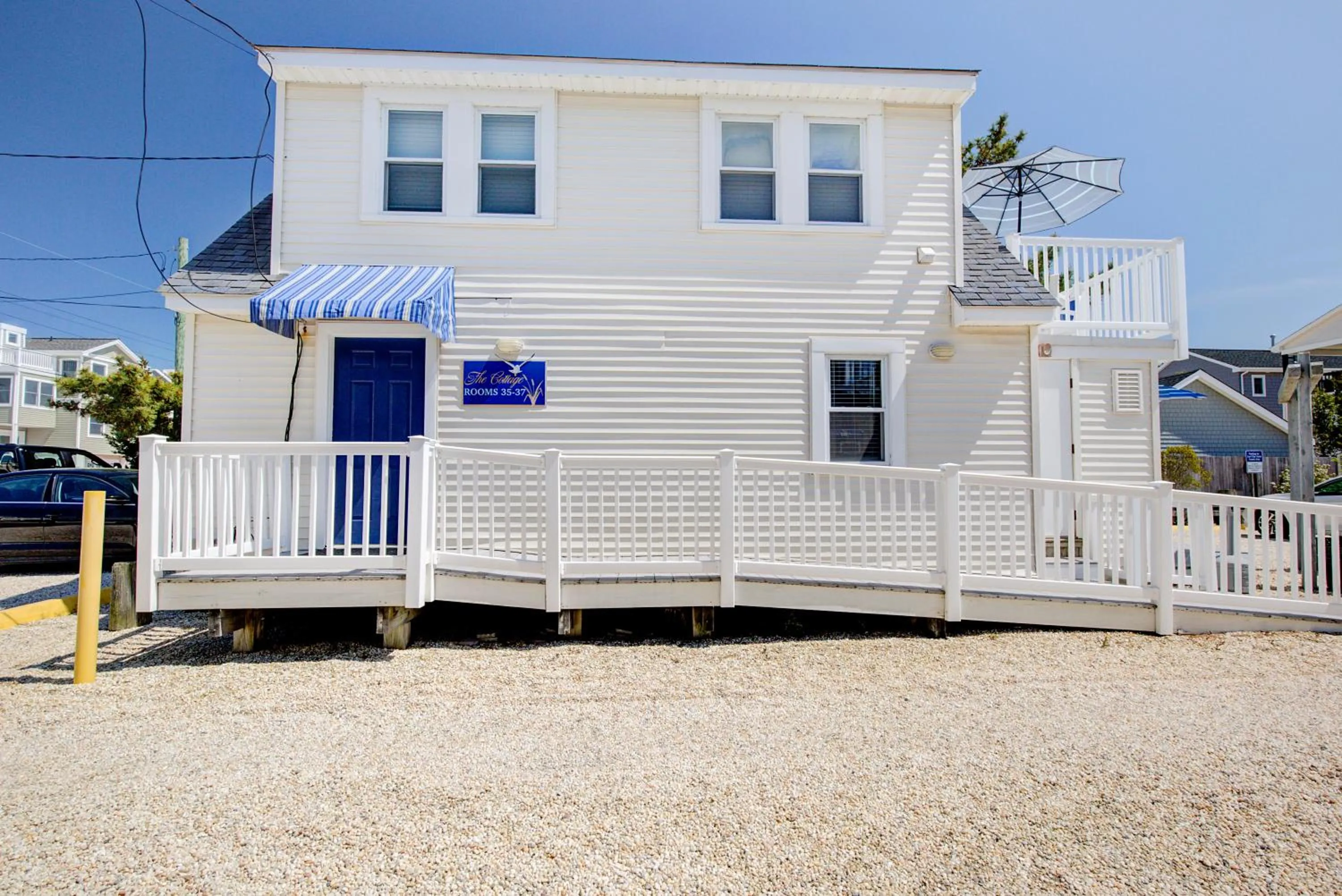 Property building in Surf City Hotel