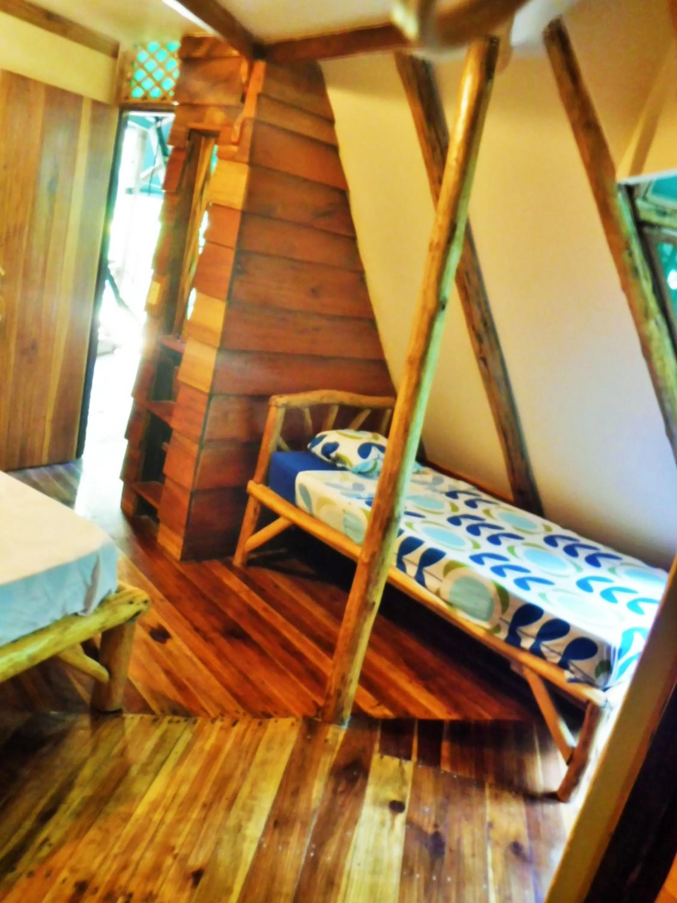 Large Double Room - single occupancy in Se Ua