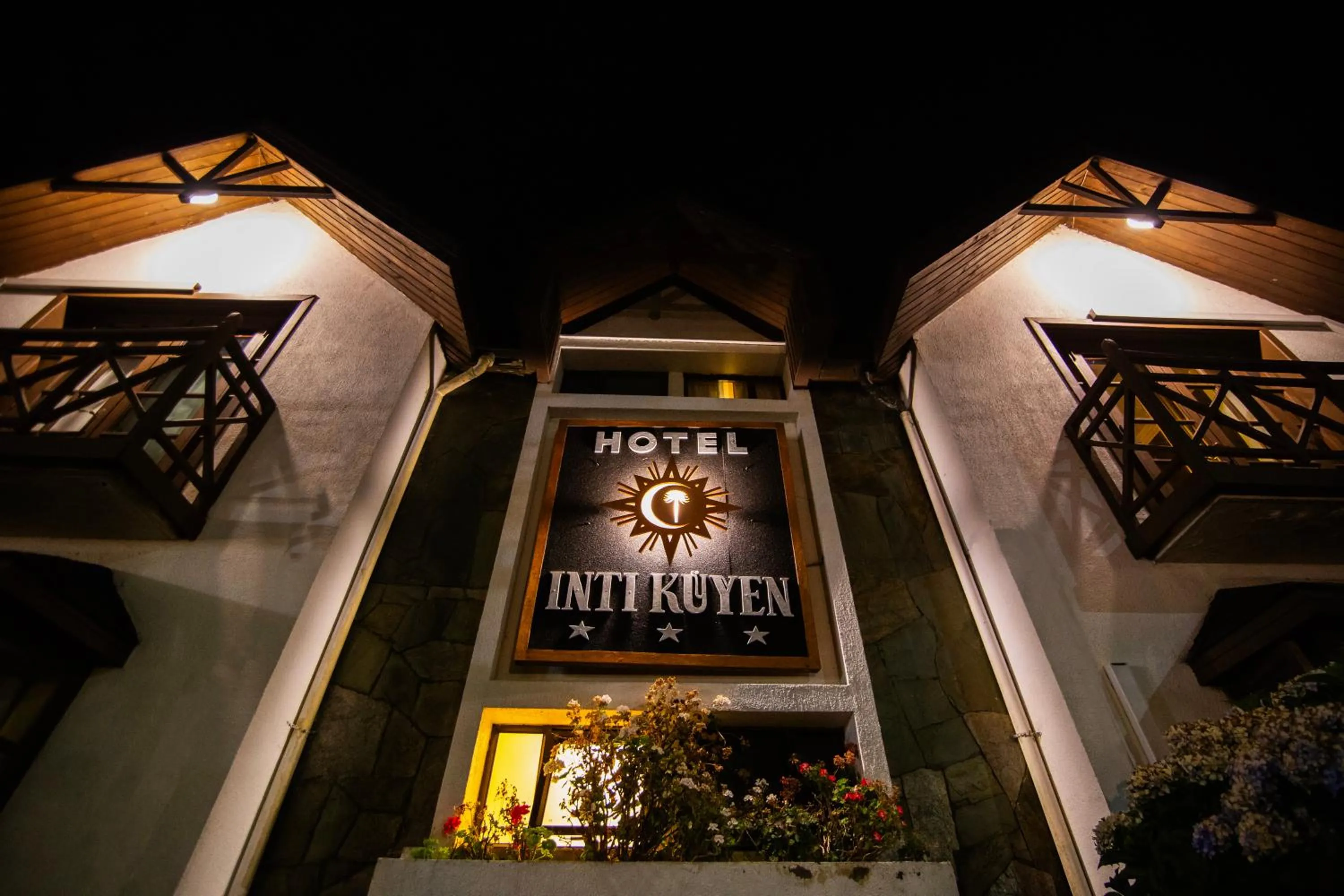 Property building in Hotel Inti Kuyen Plaza