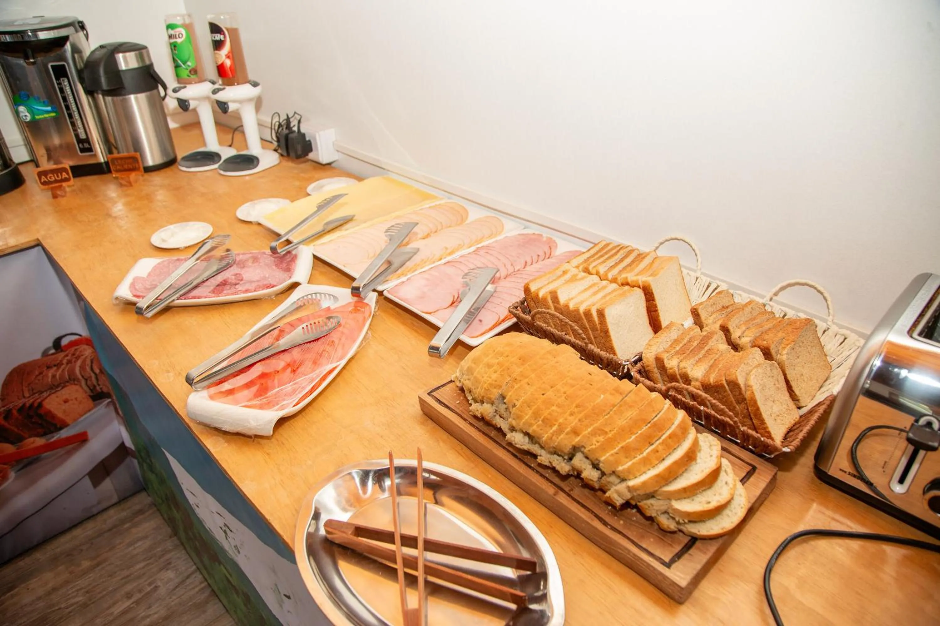 Breakfast in Hotel Inti Kuyen Plaza