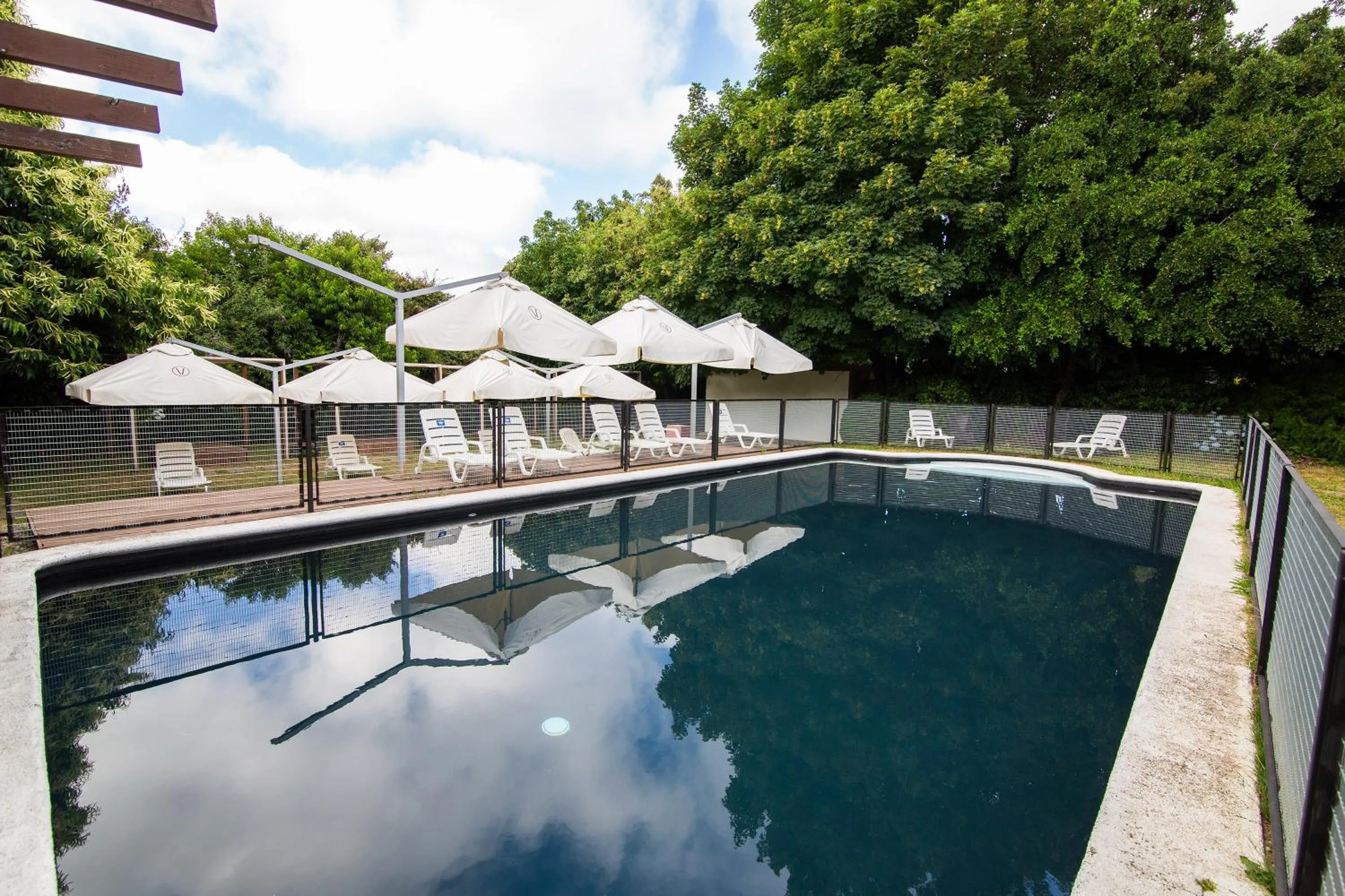 Swimming pool in Hotel Inti Kuyen Plaza
