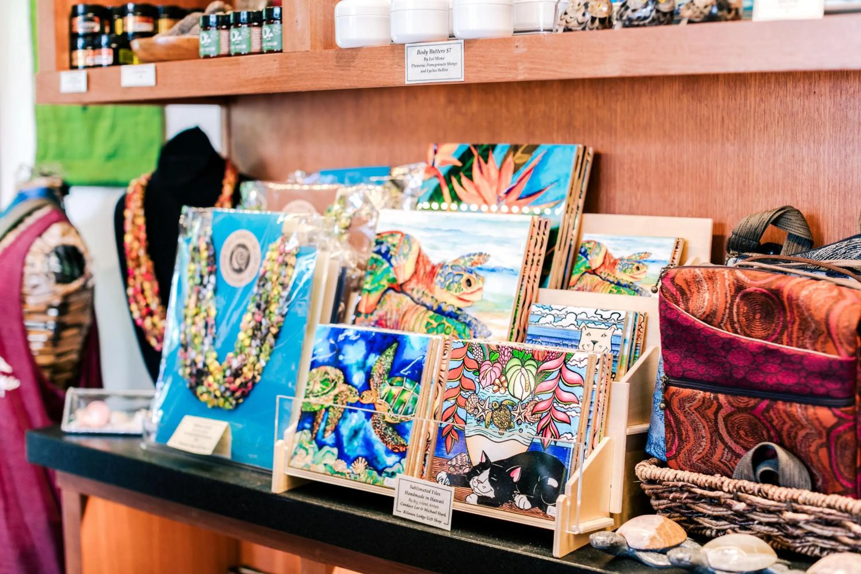 On-site shops in Kilauea Lodge and Restaurant