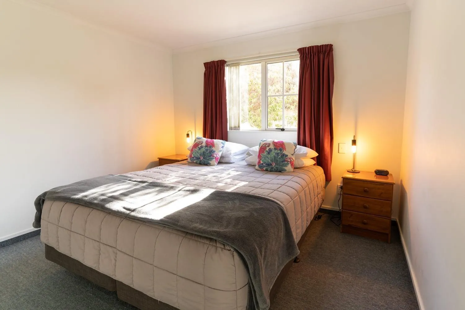 Bed in Alexandra Heights Motel