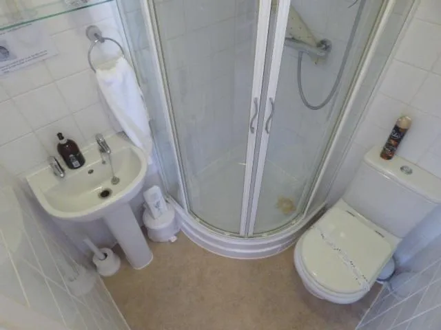 Bathroom in Maison Dieu Guest House