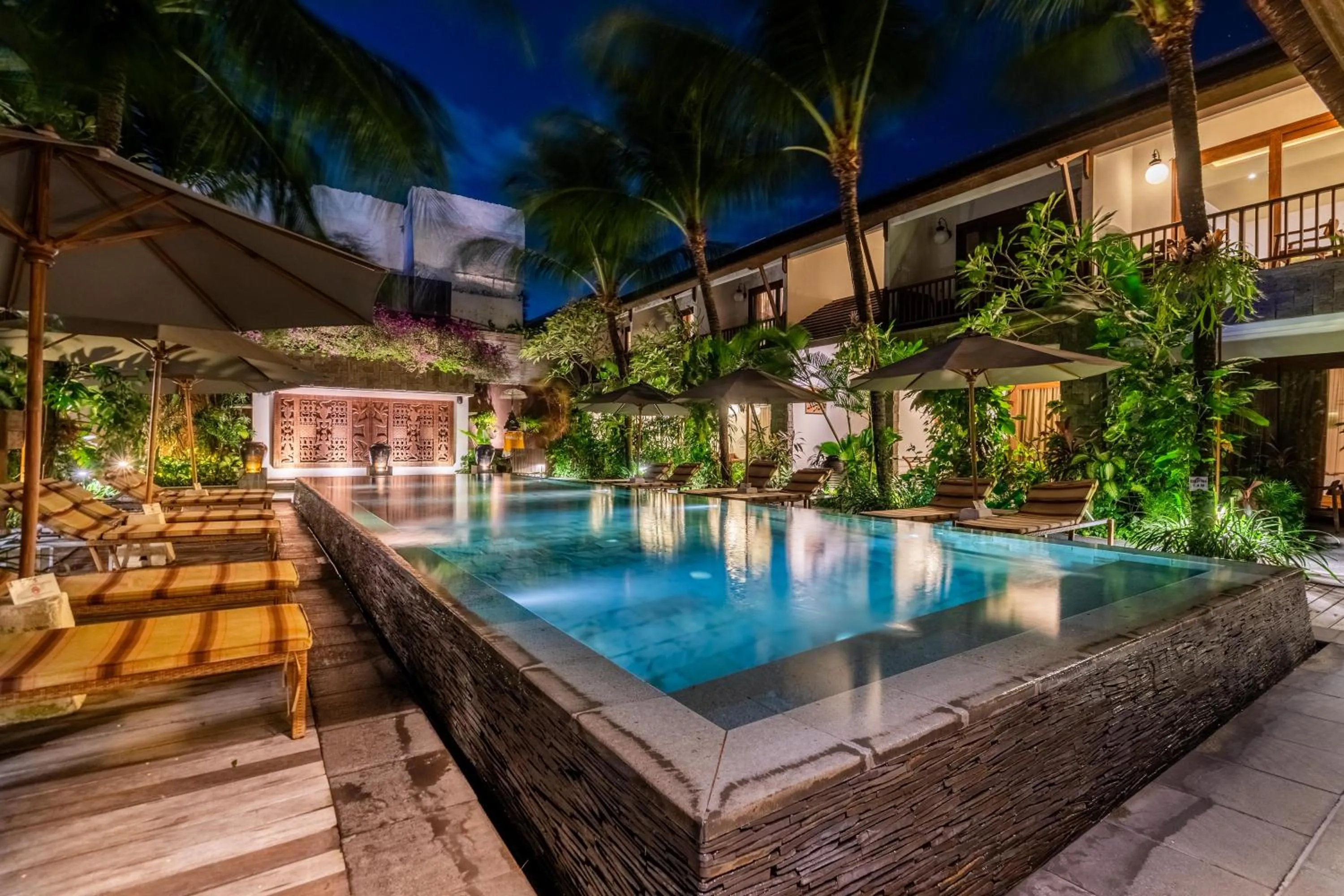 Swimming pool in Kejora Suites