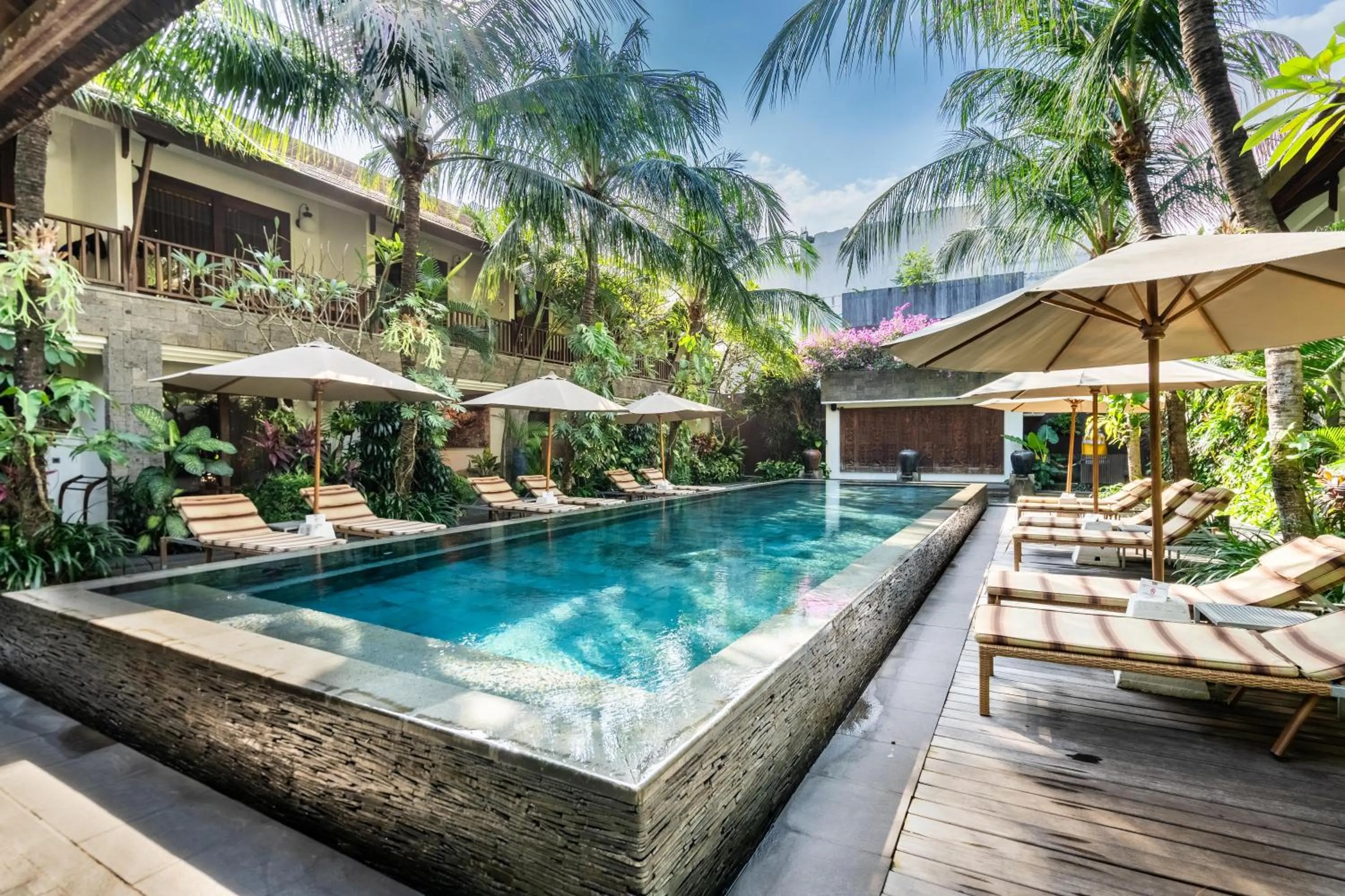 Swimming pool in Kejora Suites