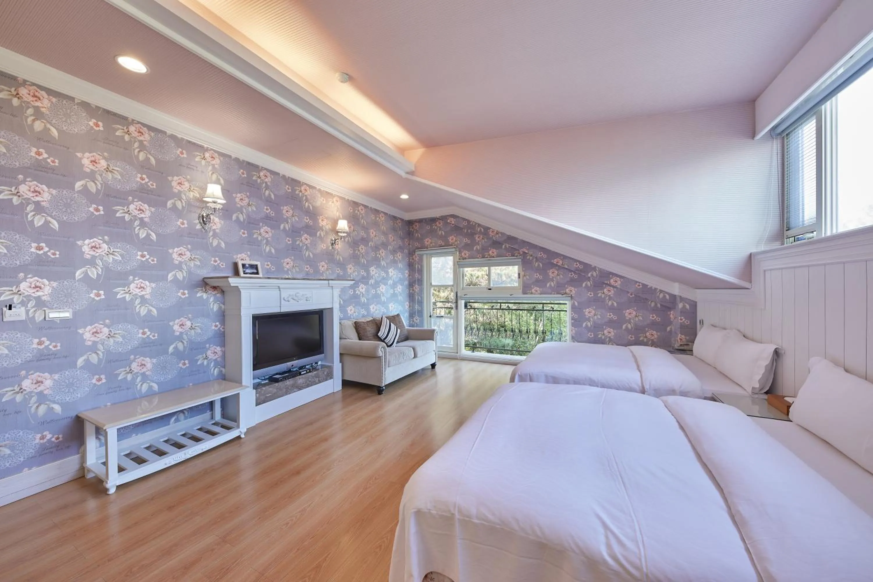 Property building, Bed in Ming Ging Farm