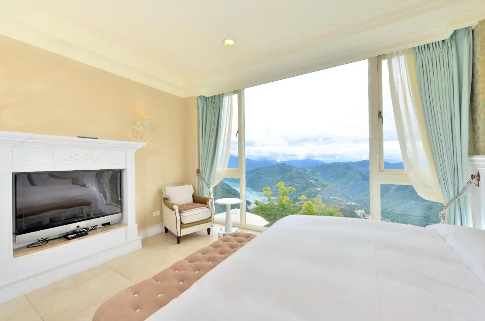 Bed in Ming Ging Farm