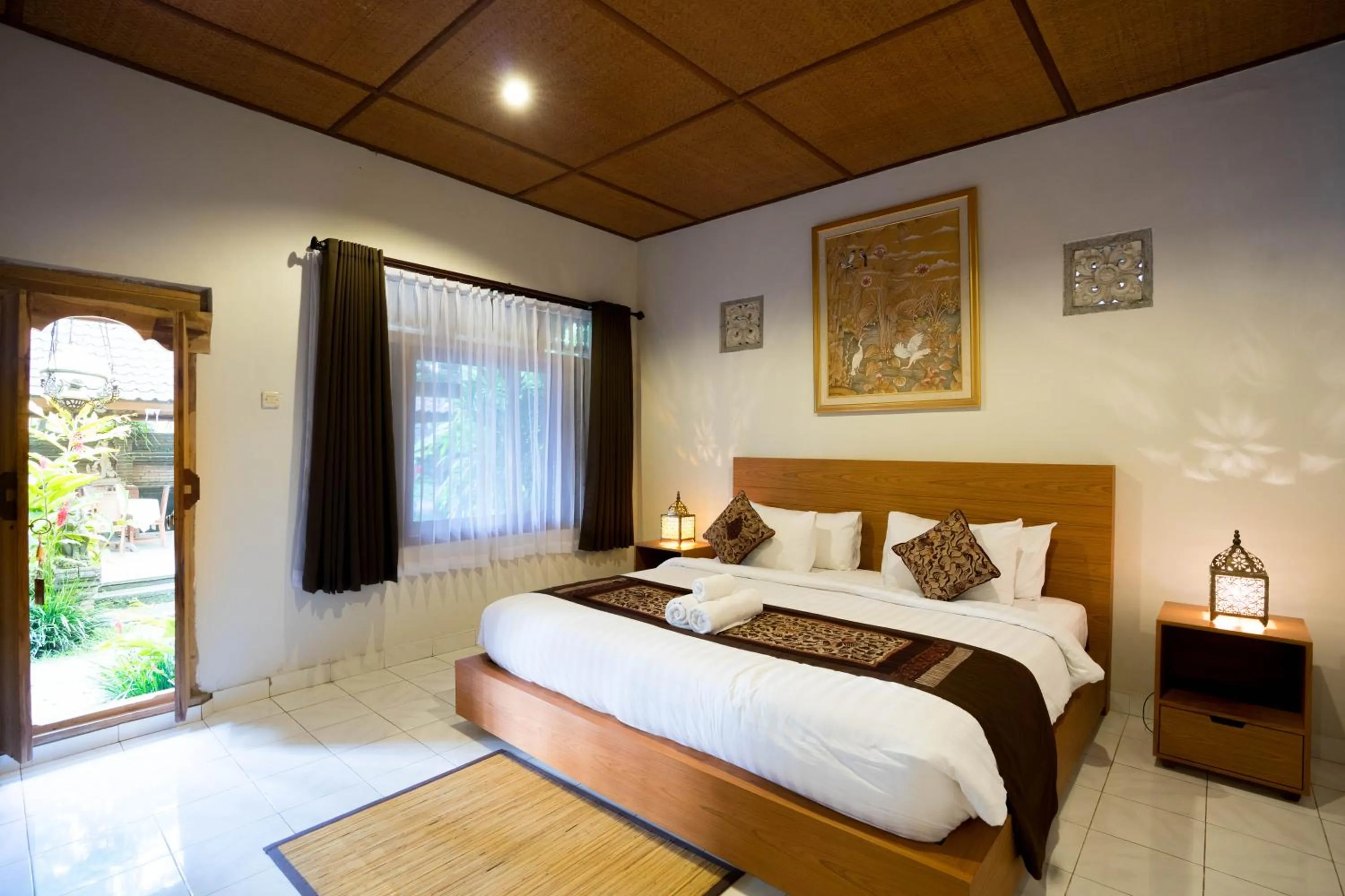 Bed in Puri Anyar Heritage