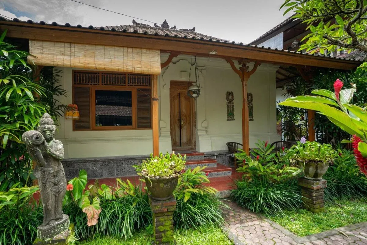 Balcony/Terrace in Puri Anyar Heritage