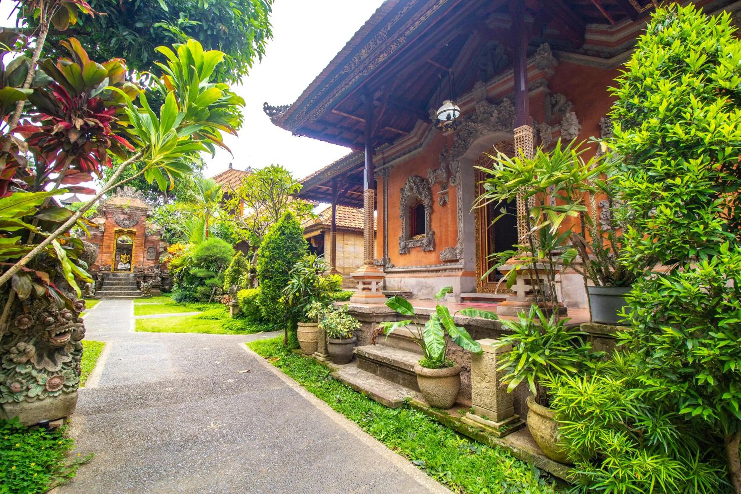 Patio in Puri Anyar Heritage