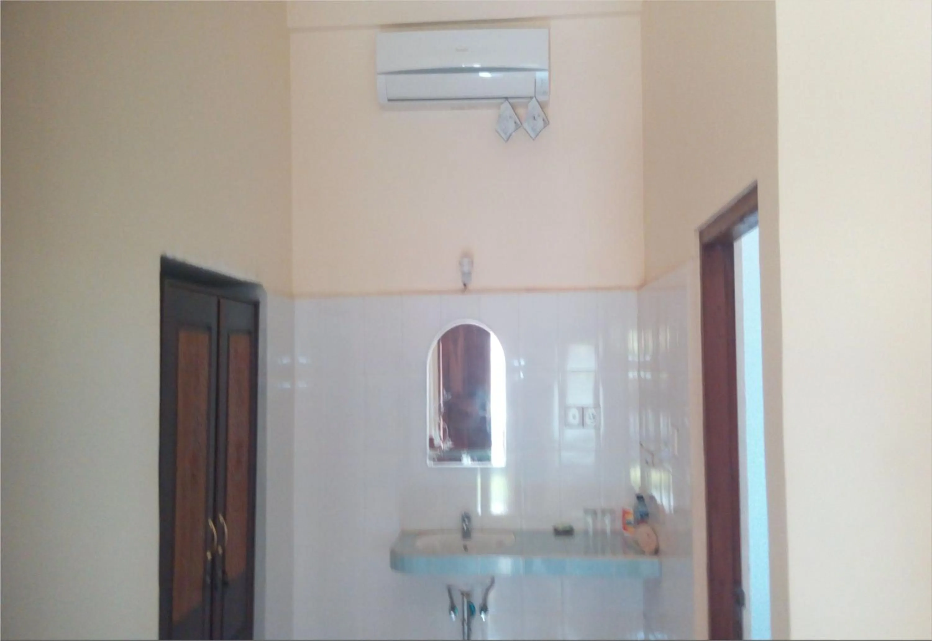 Shower in Hotel My Lovina