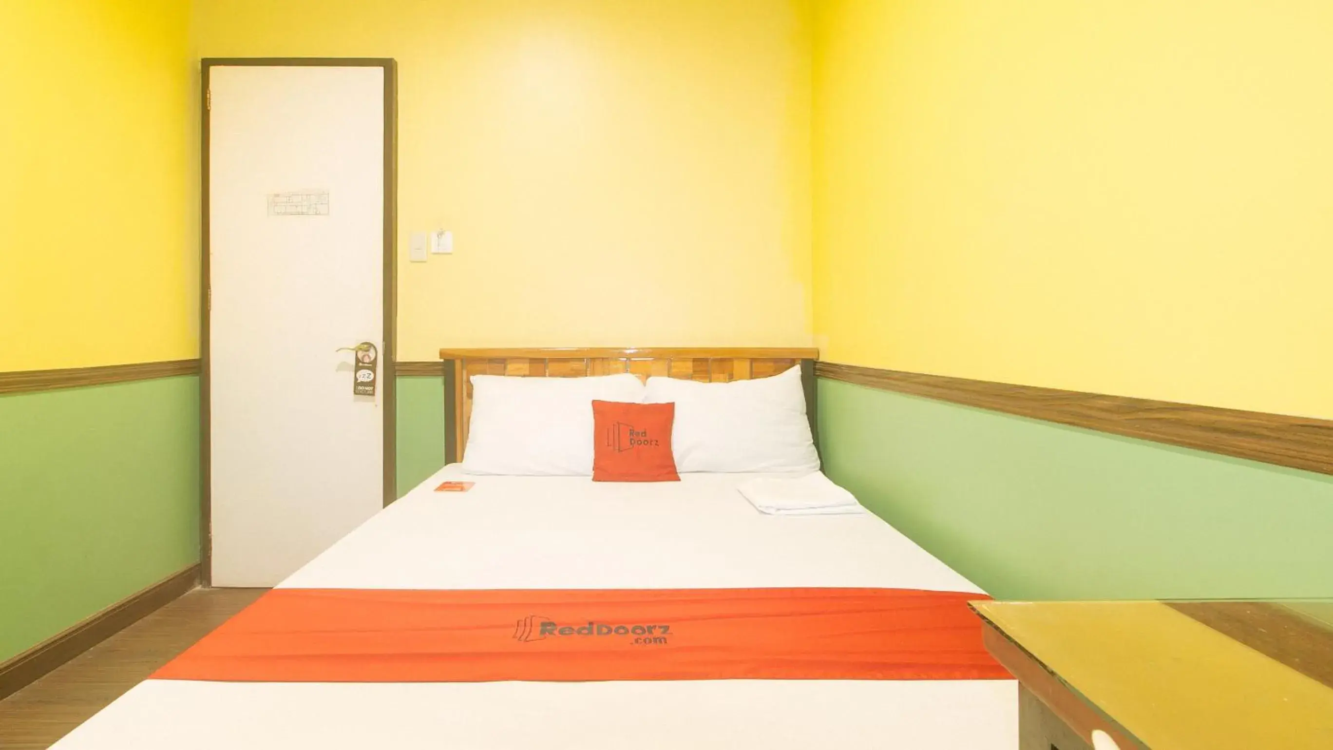 Double Room in RedDoorz @ Camaman-An Cagayan De Oro City Double Room in RedDoorz @ Camaman-An Cagayan De Oro City