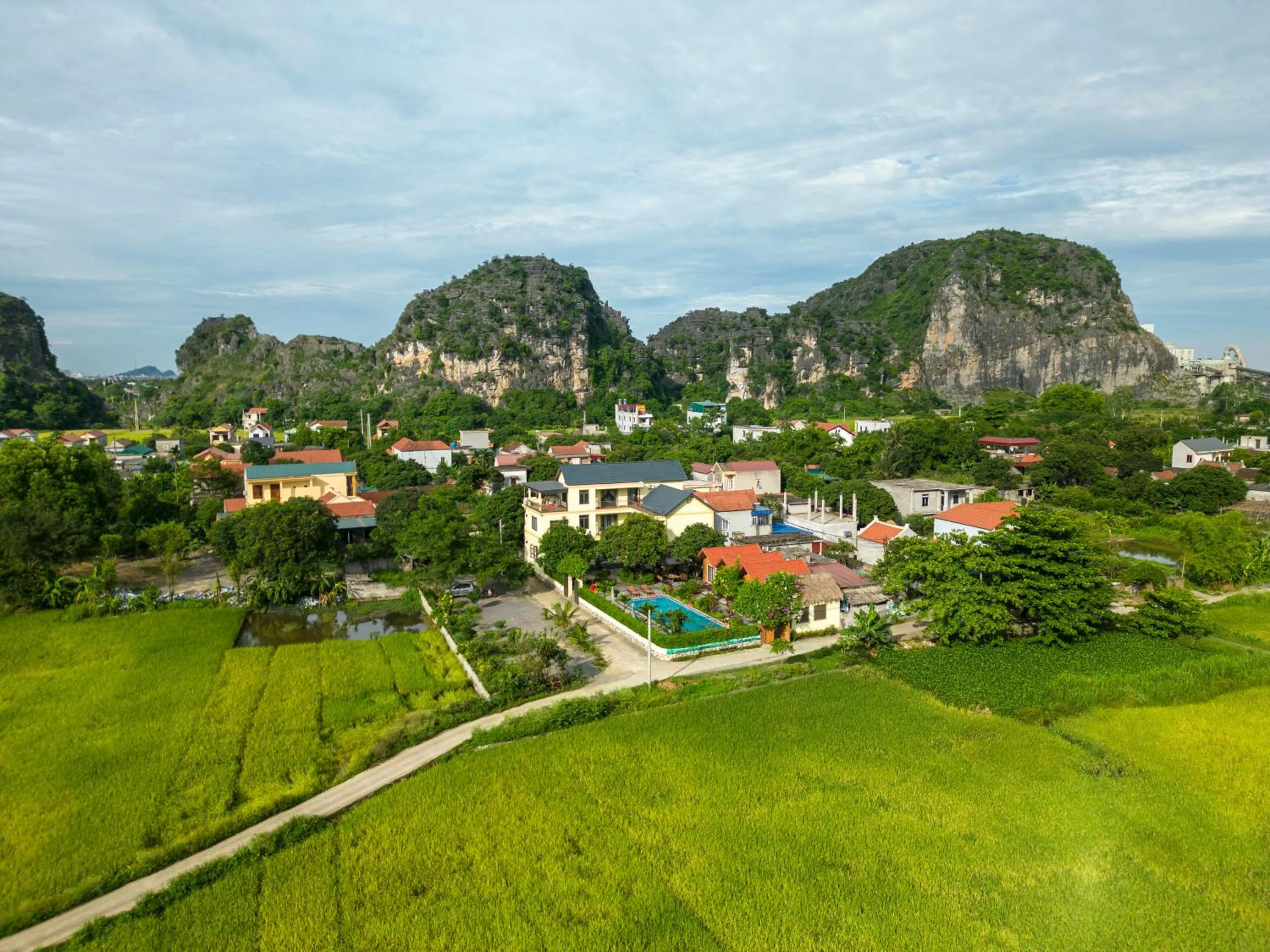 Property building in Tam Coc Minh Hung Homestay
