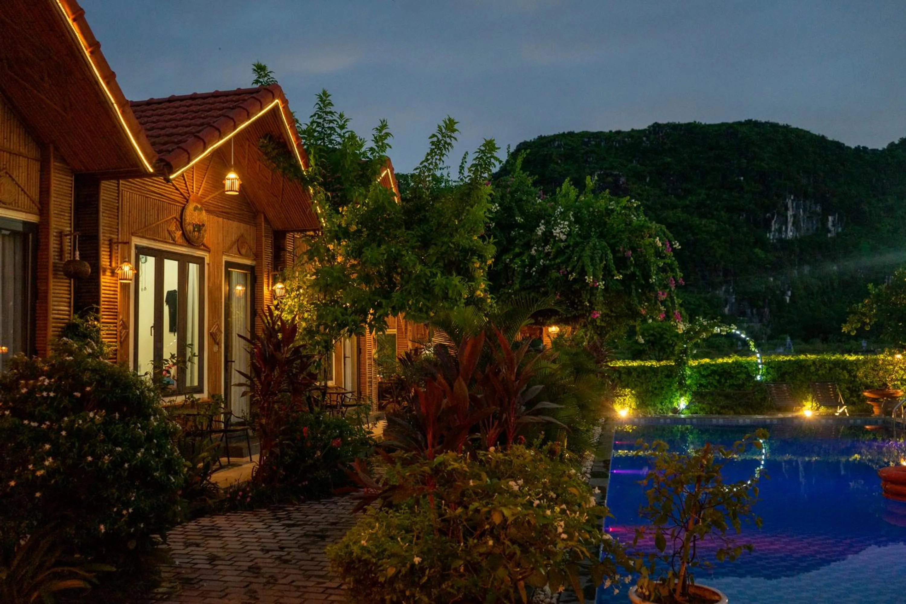 Night in Tam Coc Minh Hung Homestay