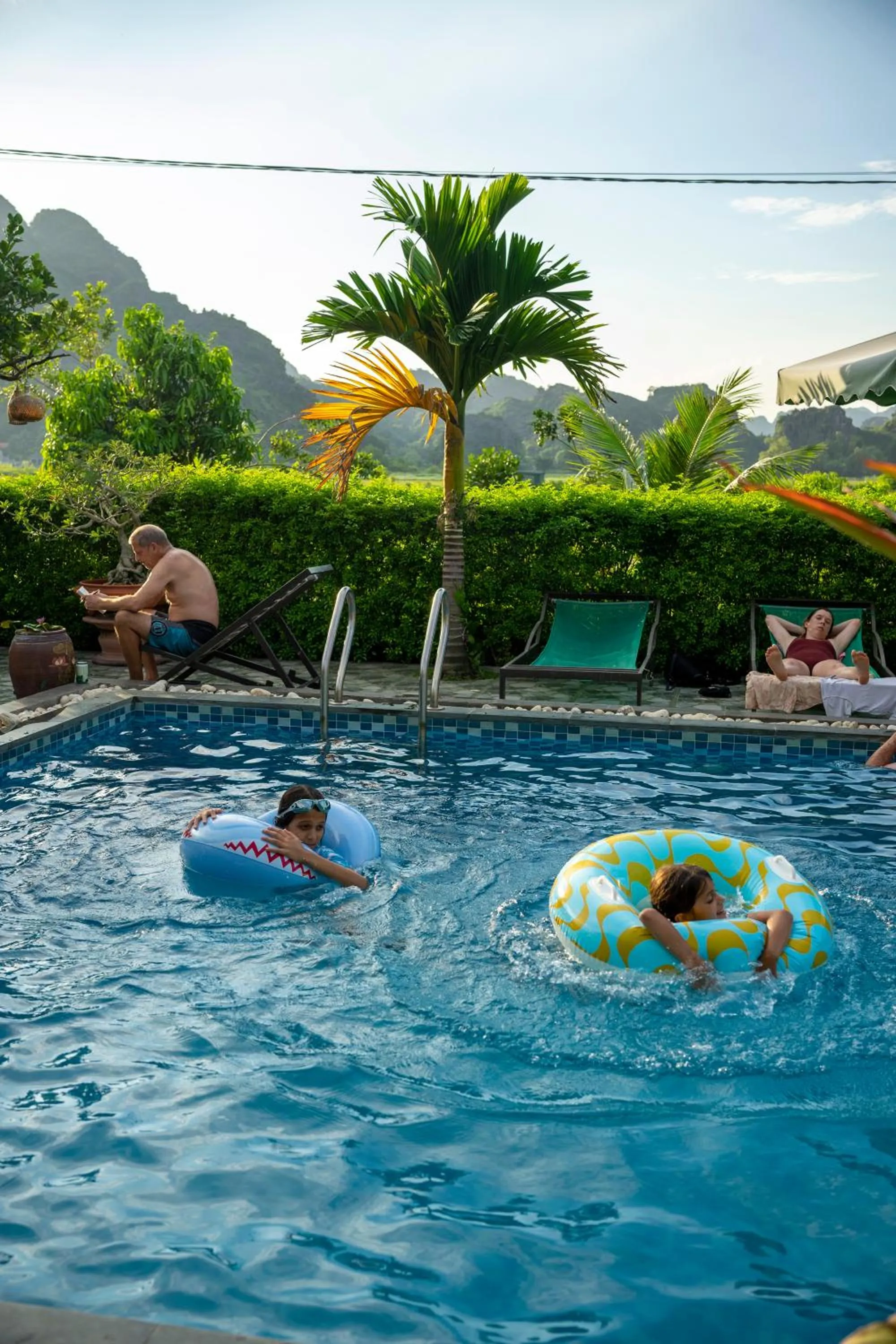 Day in Tam Coc Minh Hung Homestay