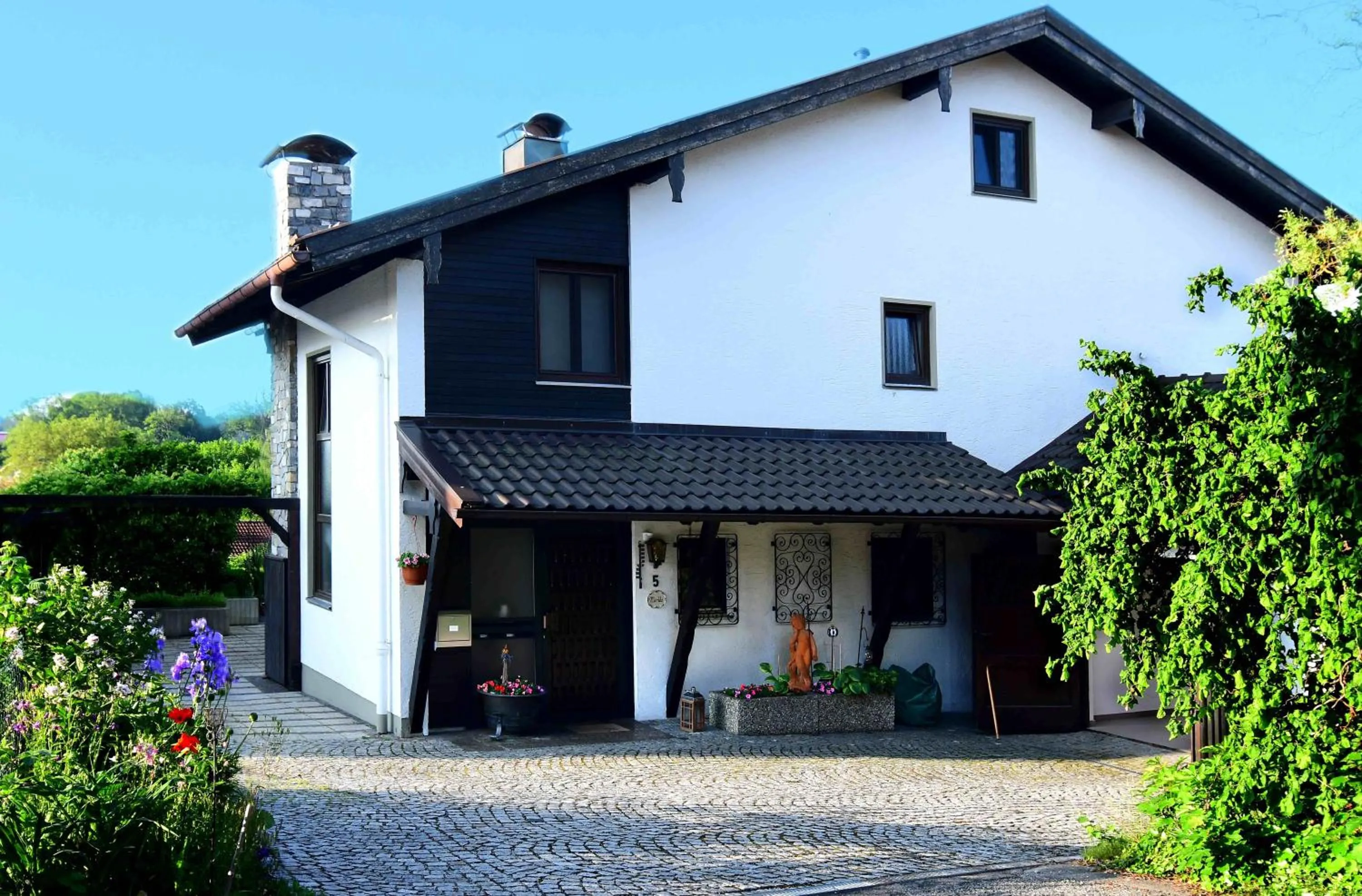 Haus Mali