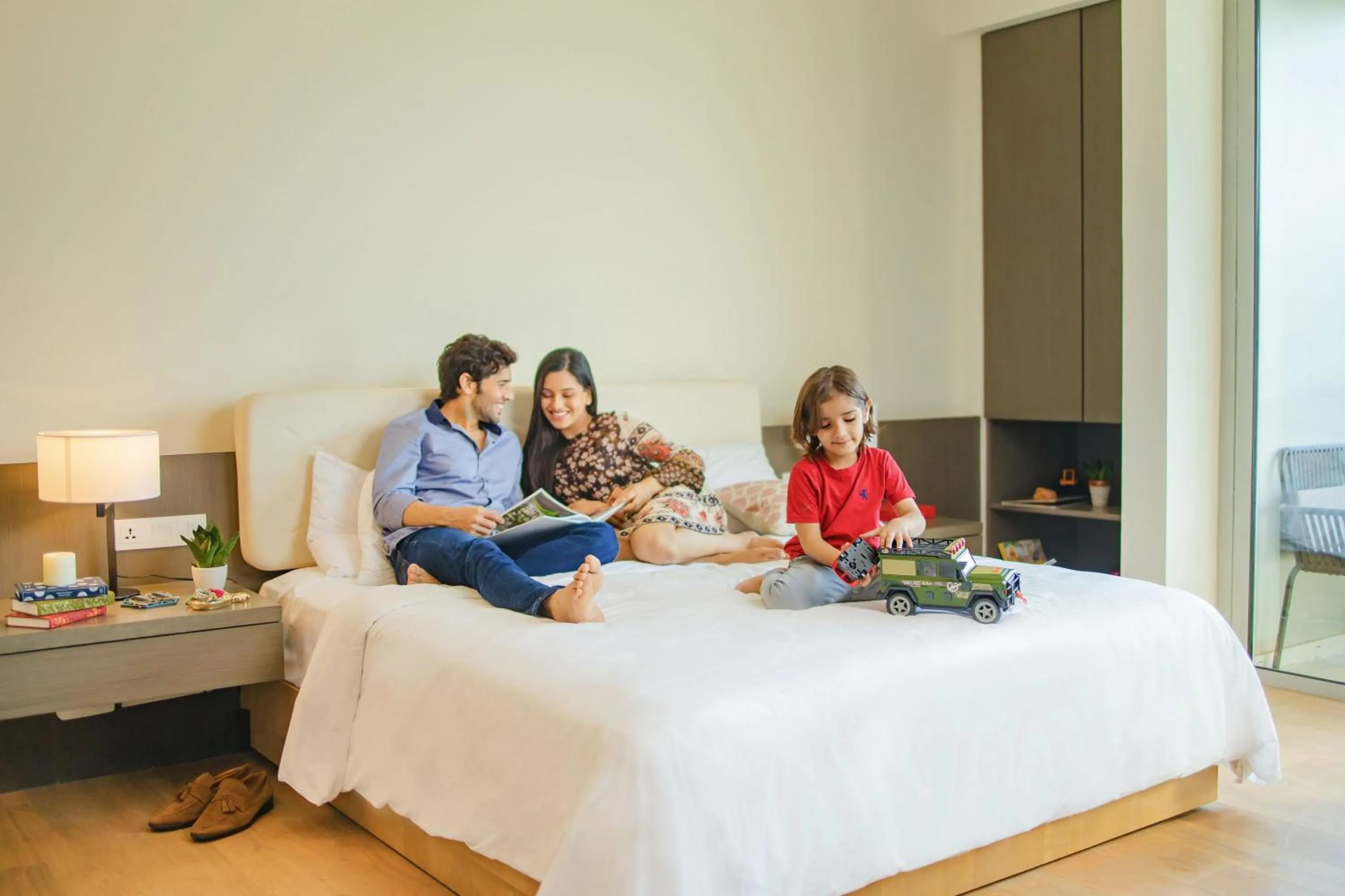 People, Bed in Hyatt Delhi Residences