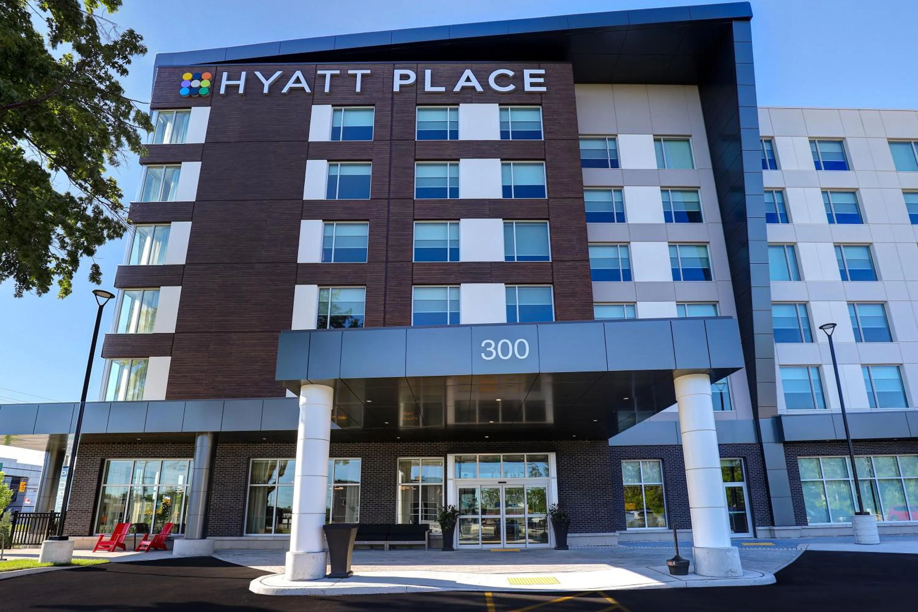 Facade/entrance in Hyatt Place Ottawa West