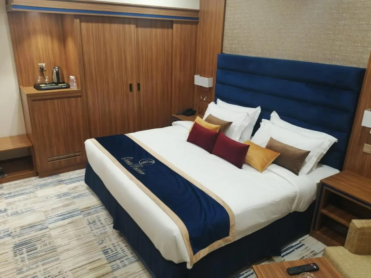 Bed in Oriental Residence