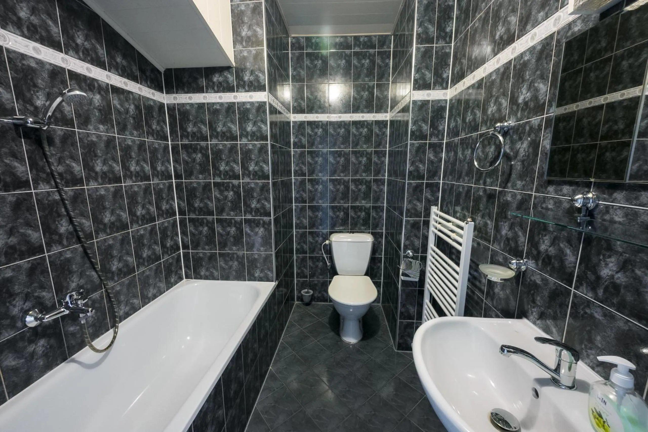 Shower in Pension Zámek Rudník