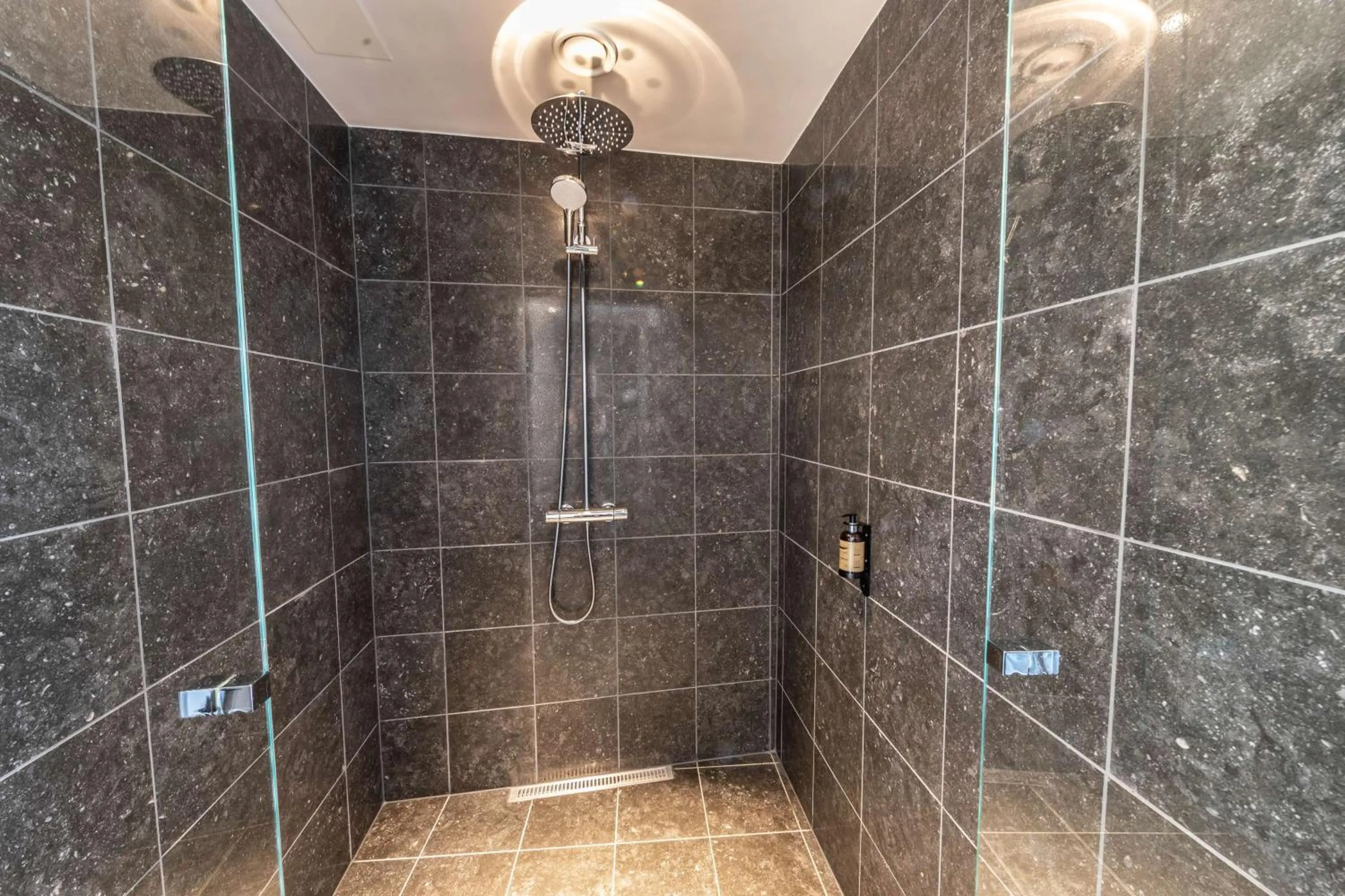 Bathroom in Best Western Plus Hotel Ilulissat