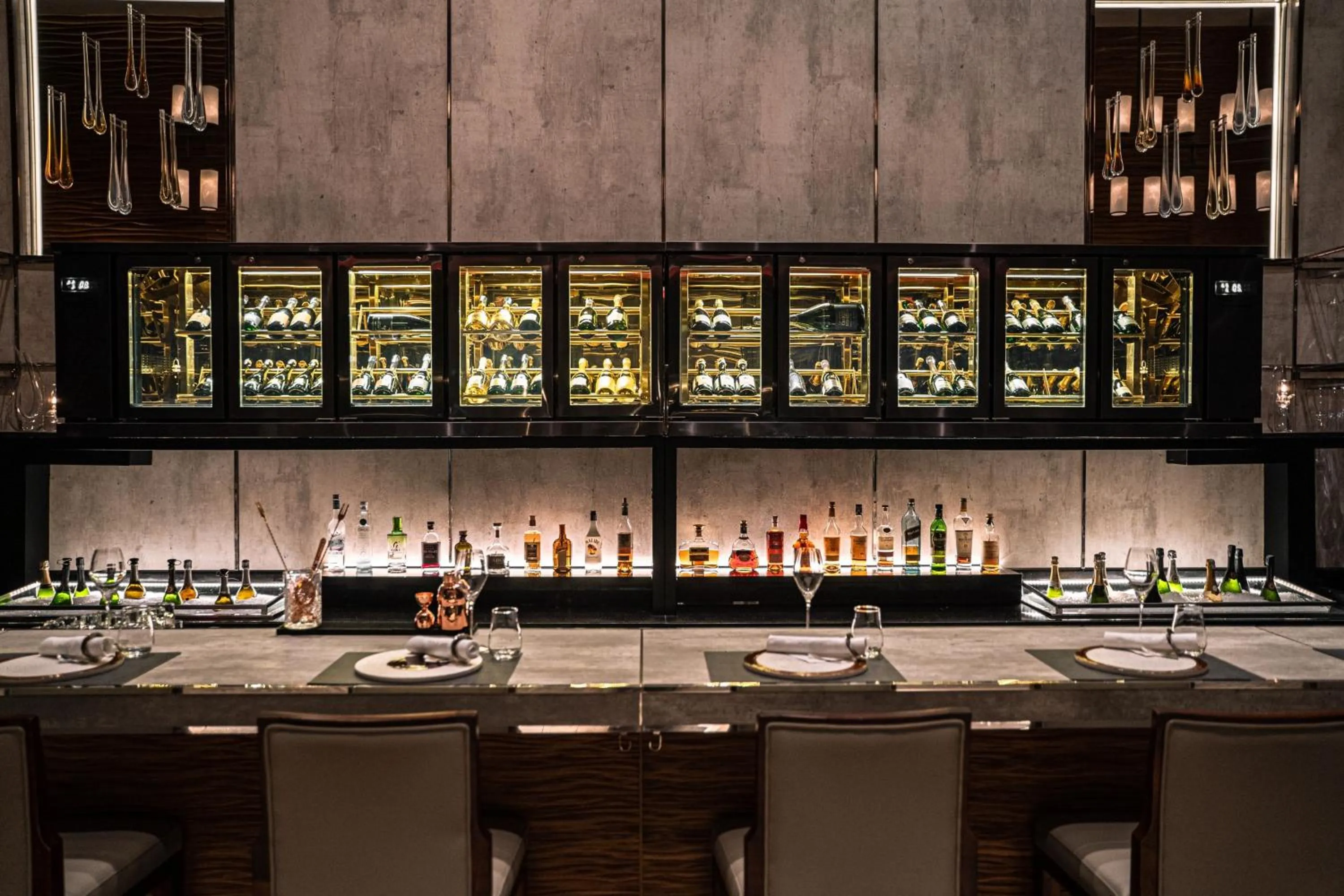 Lounge or bar in JW Marriott Hotel Hanoi