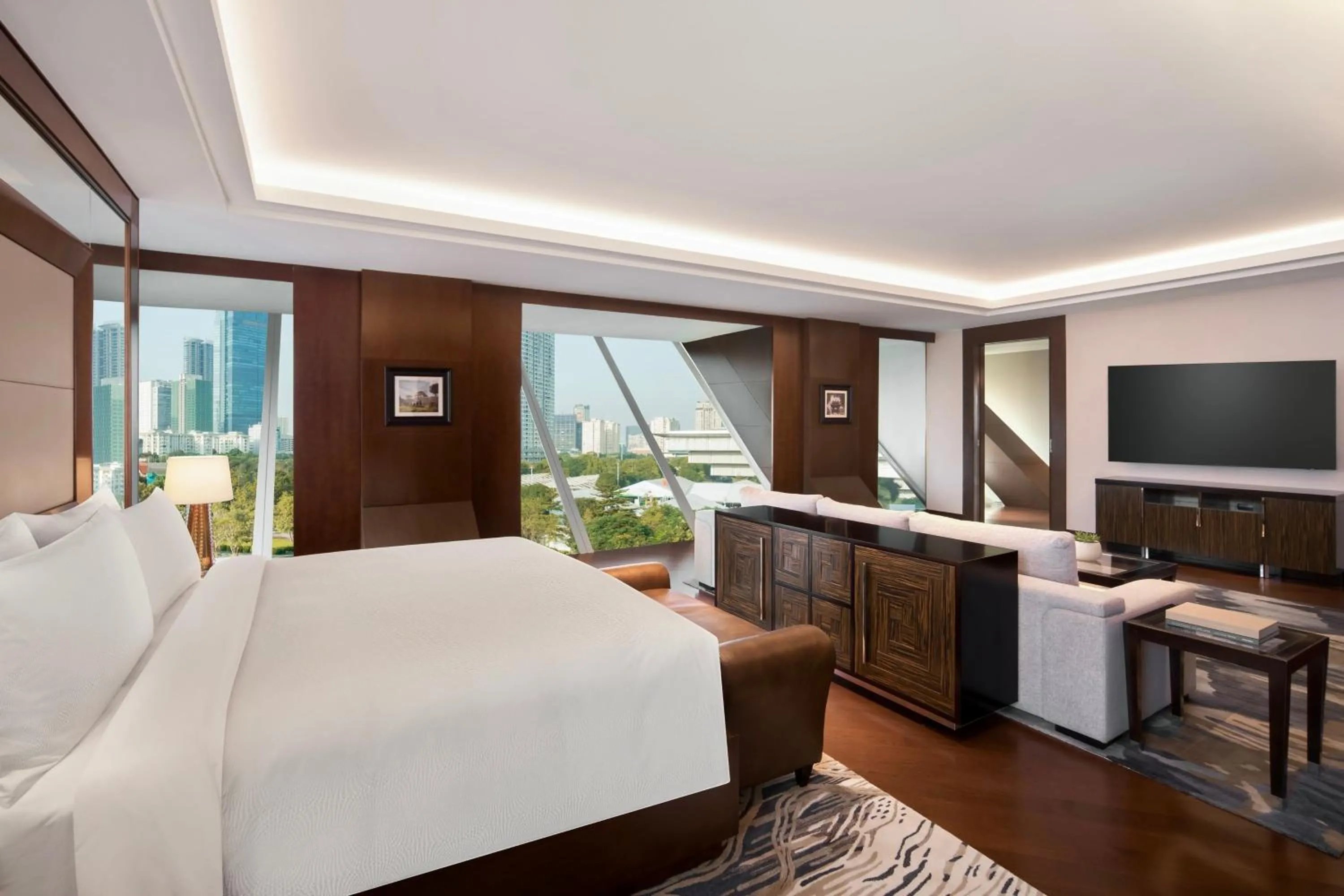 Bedroom, Bed in JW Marriott Hotel Hanoi