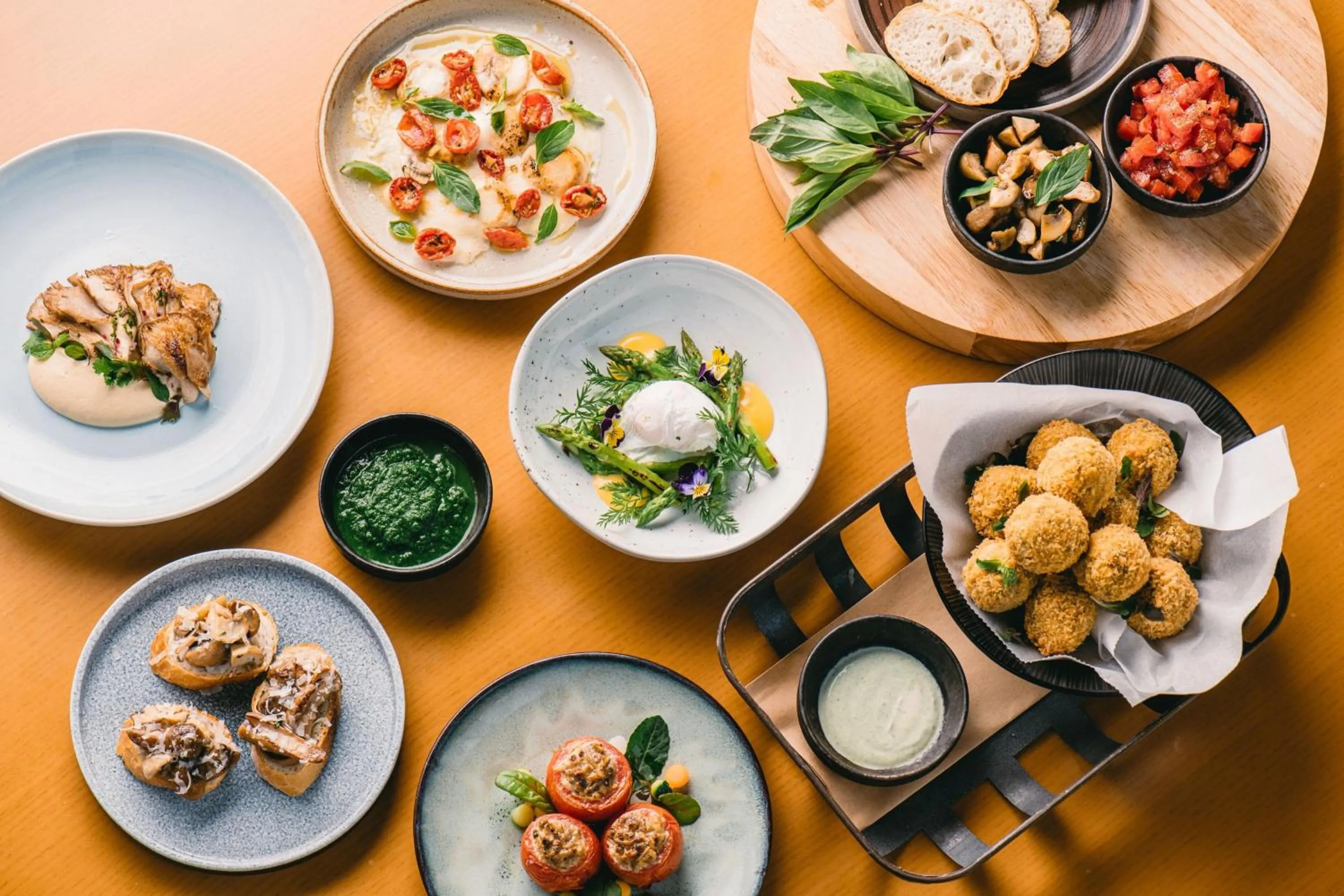 Restaurant/places to eat in JW Marriott Hotel Hanoi