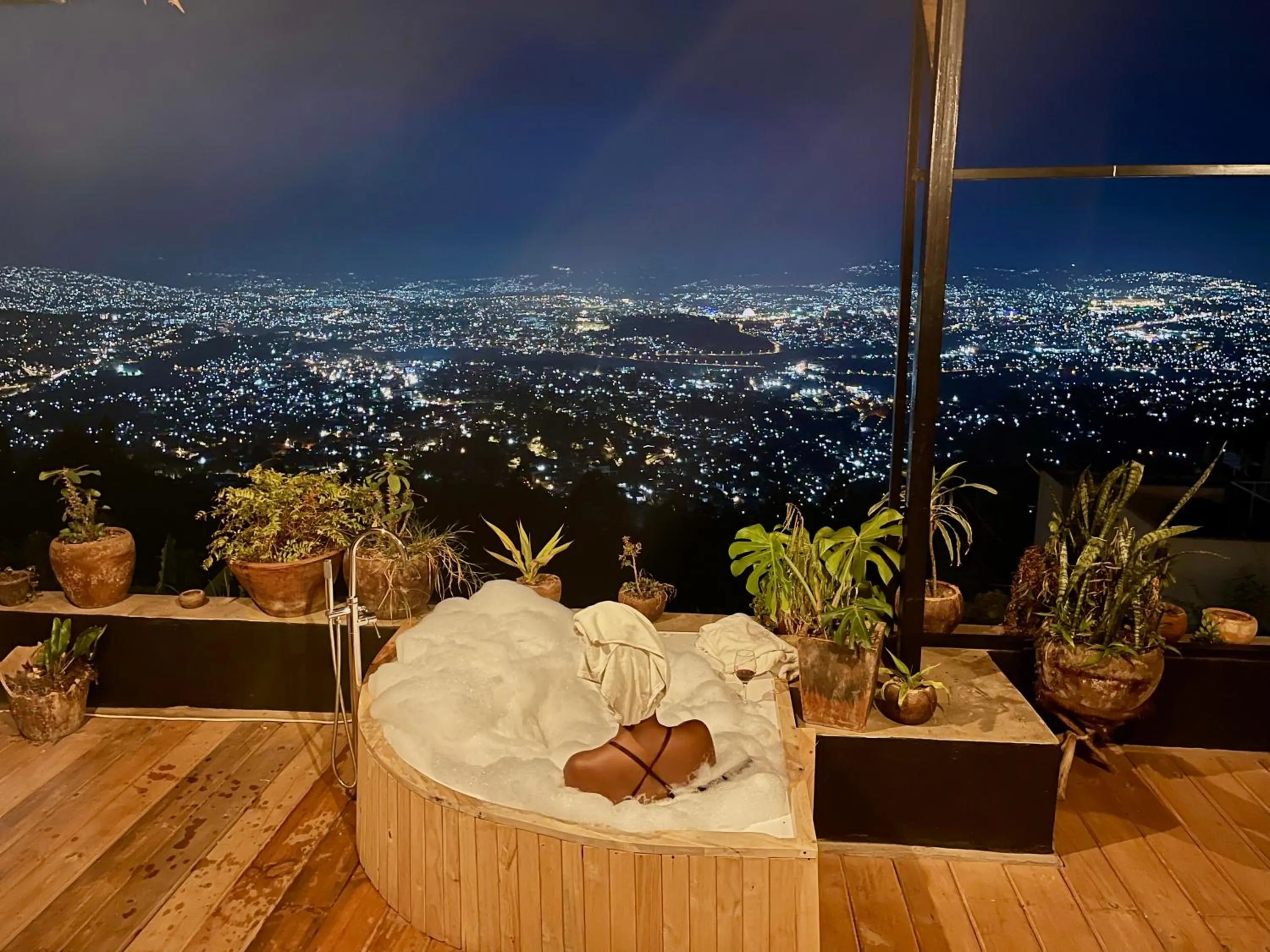 Hot Tub in Eagle View Lodge - Kigali